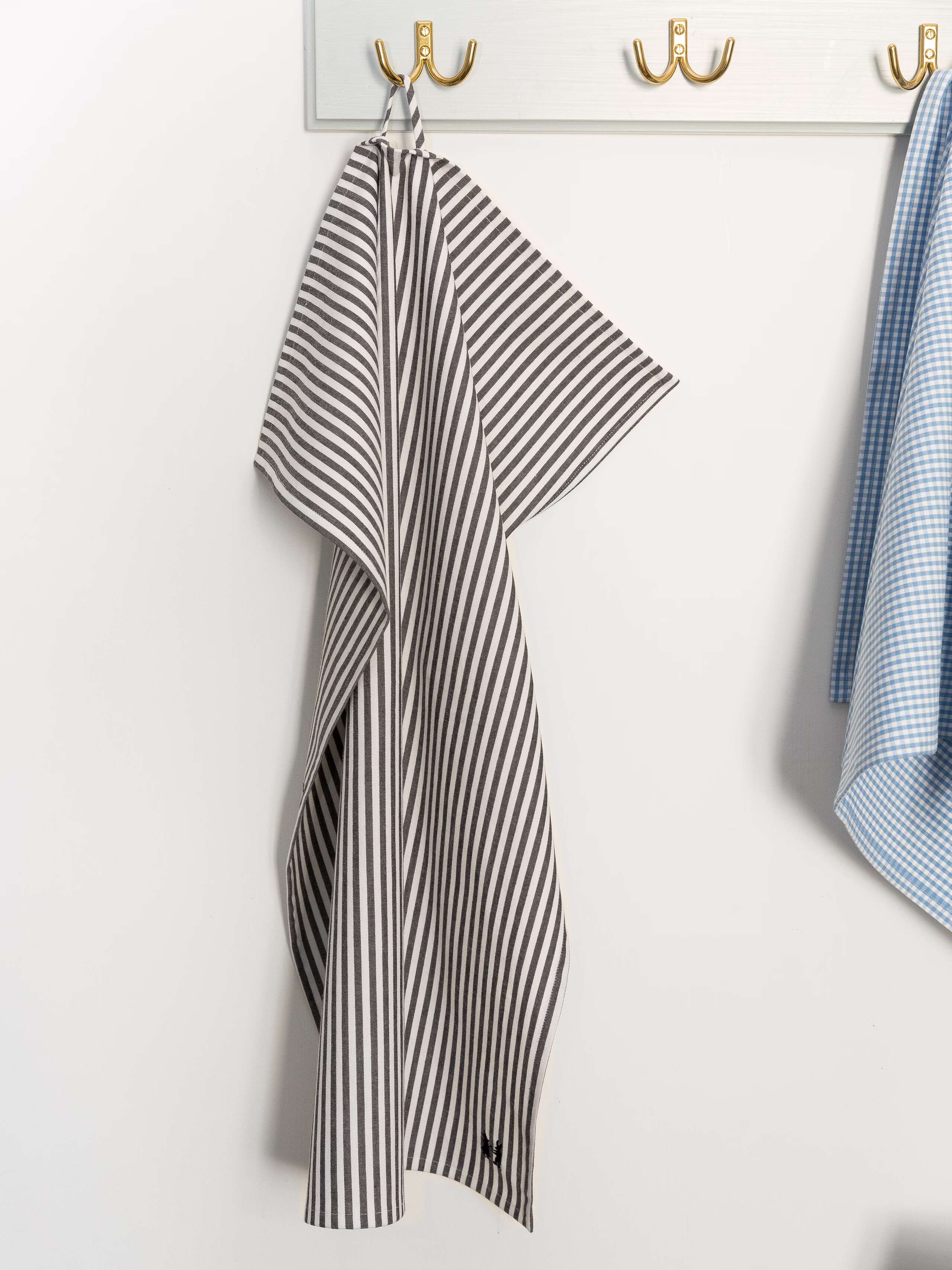 hanging kitchentowel