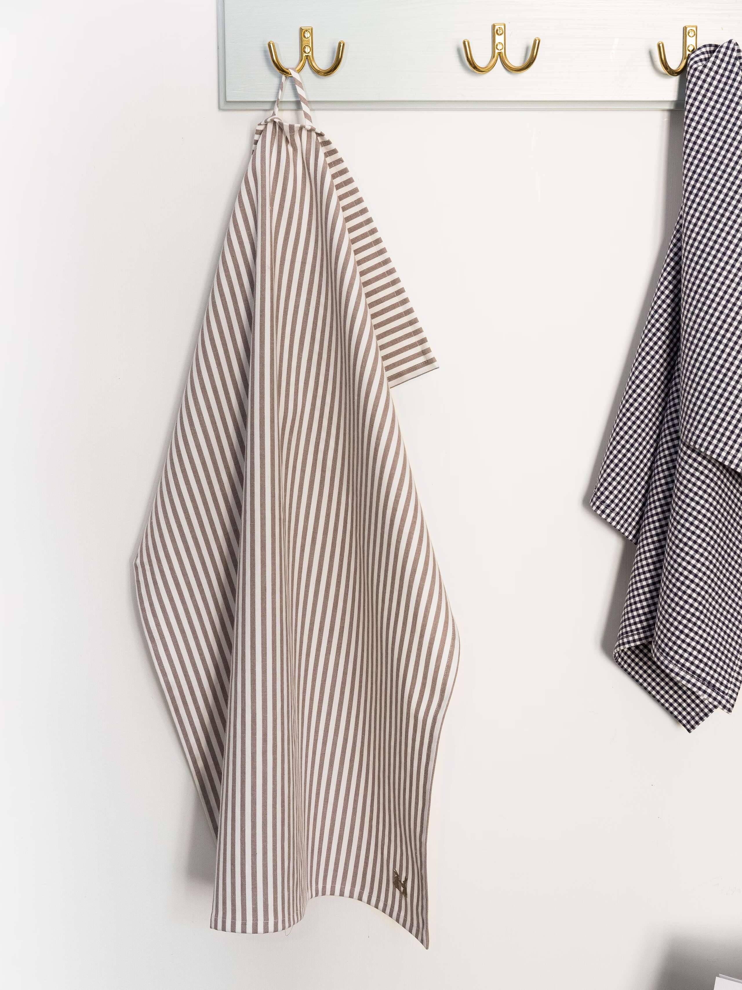 hanging kitchentowel