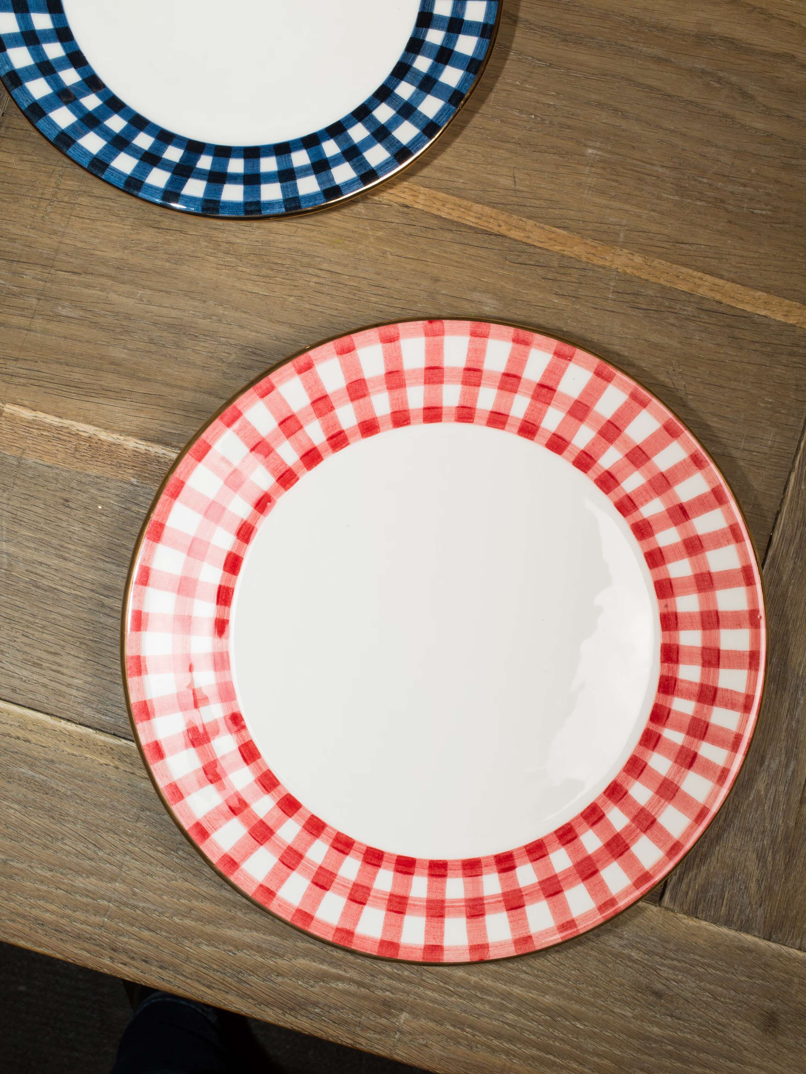 plate on table 