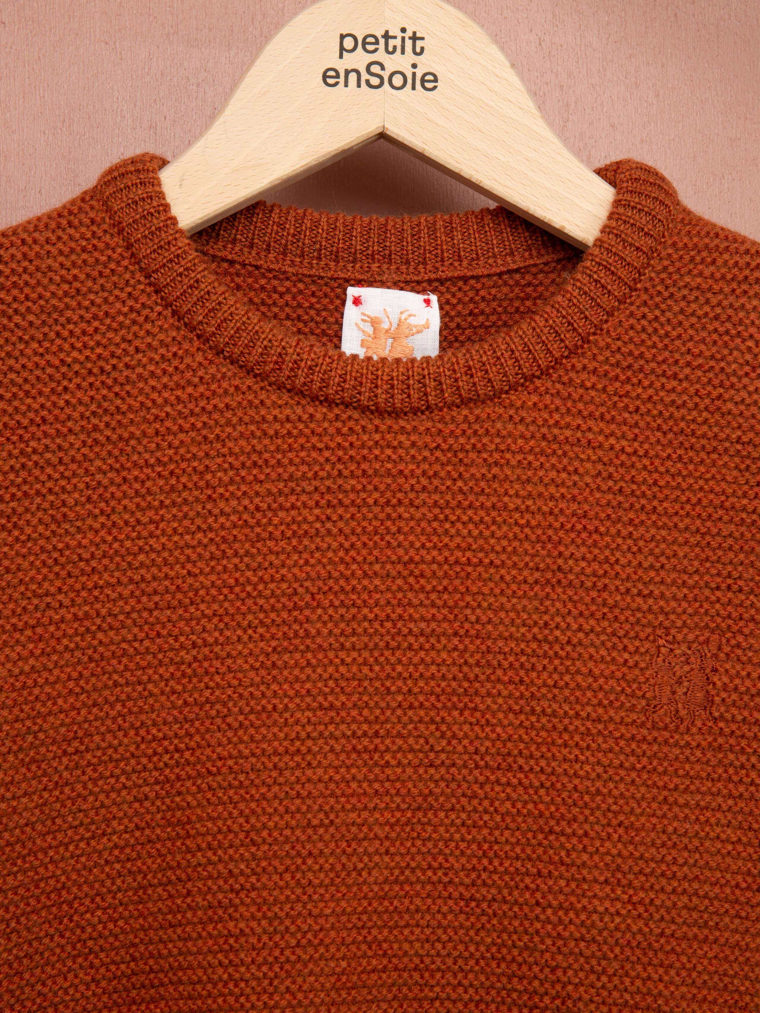 knitted sweater 