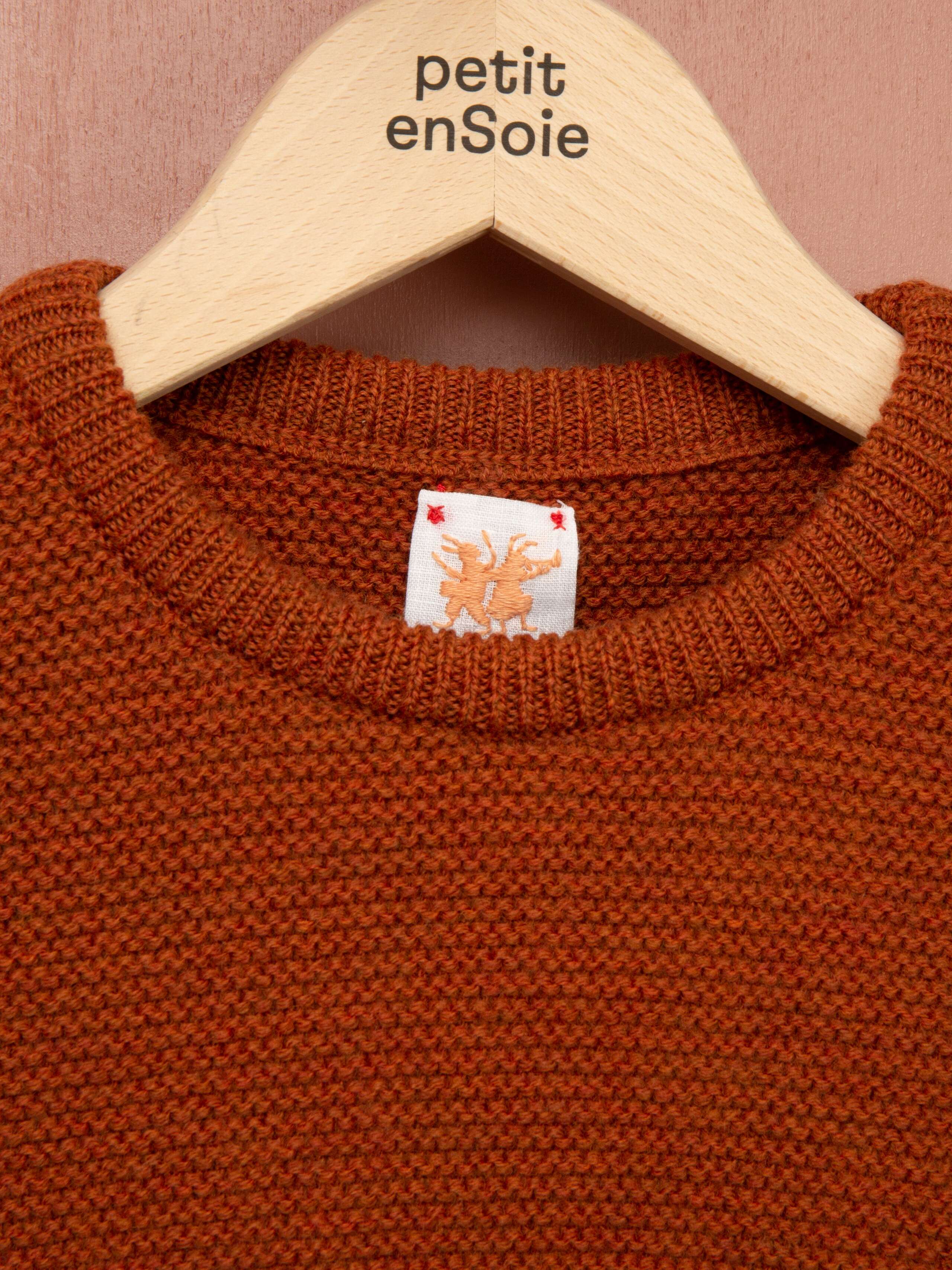 knitted sweater 