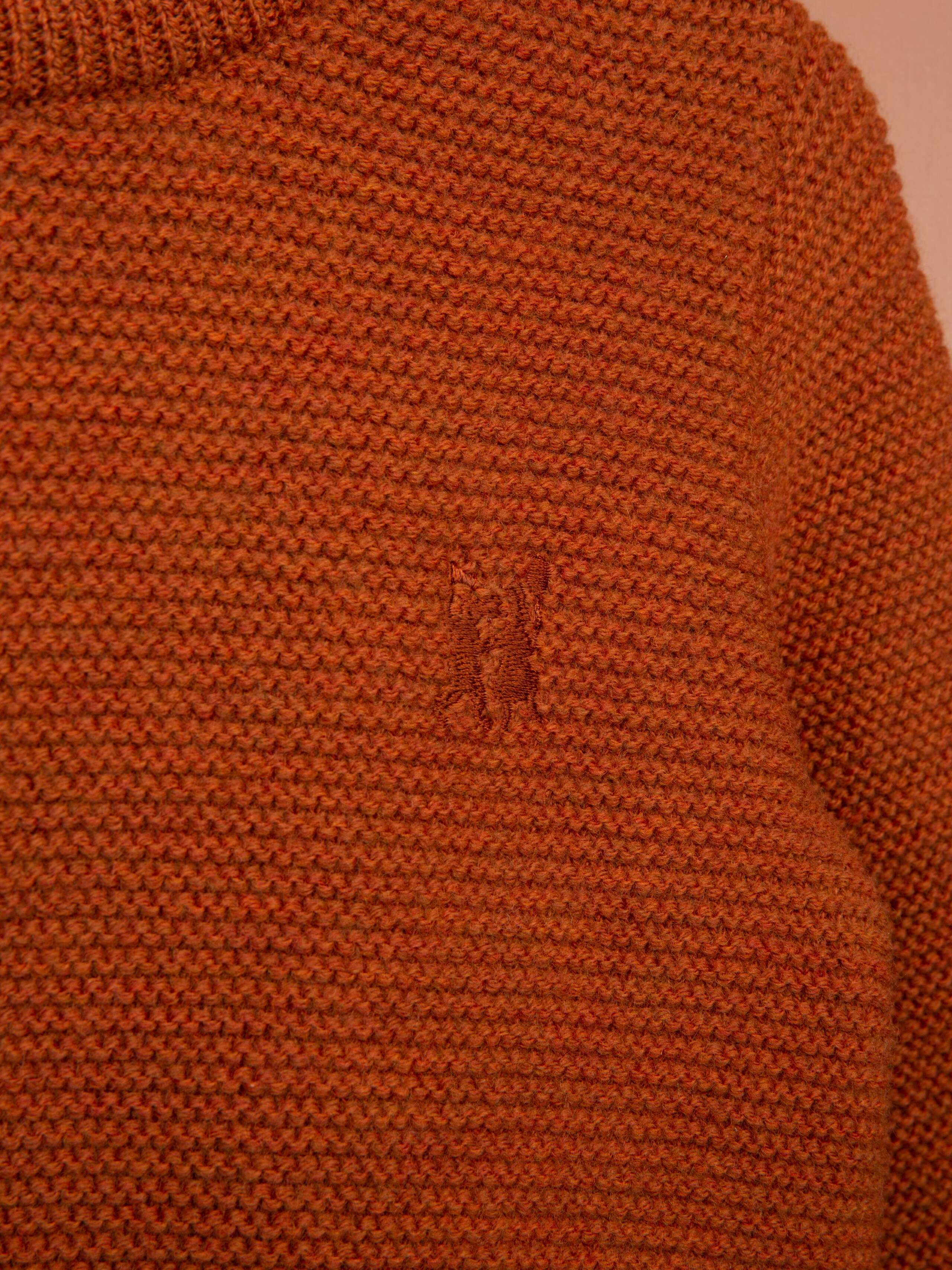 knitted sweater 