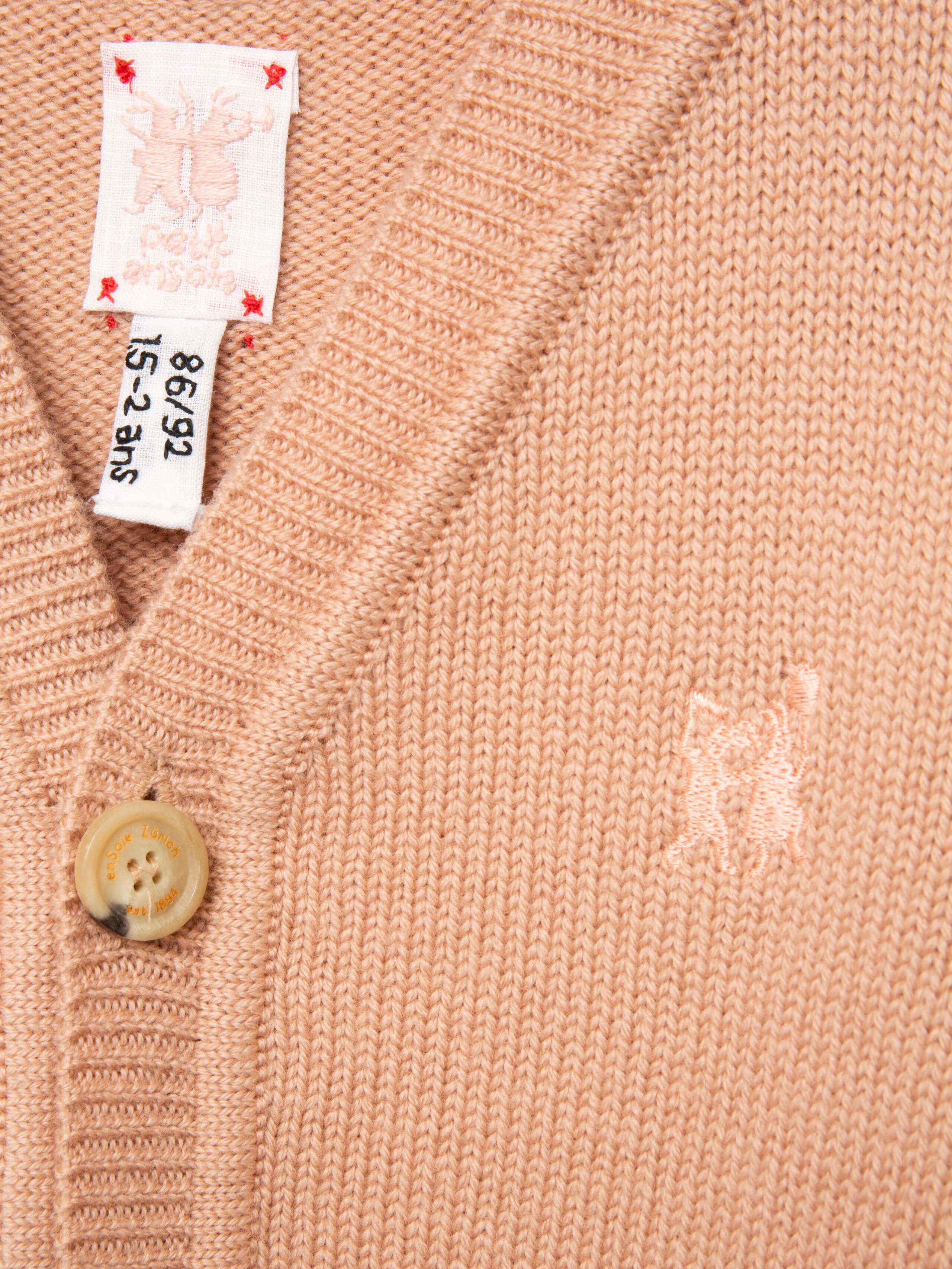 knitted cardigan 