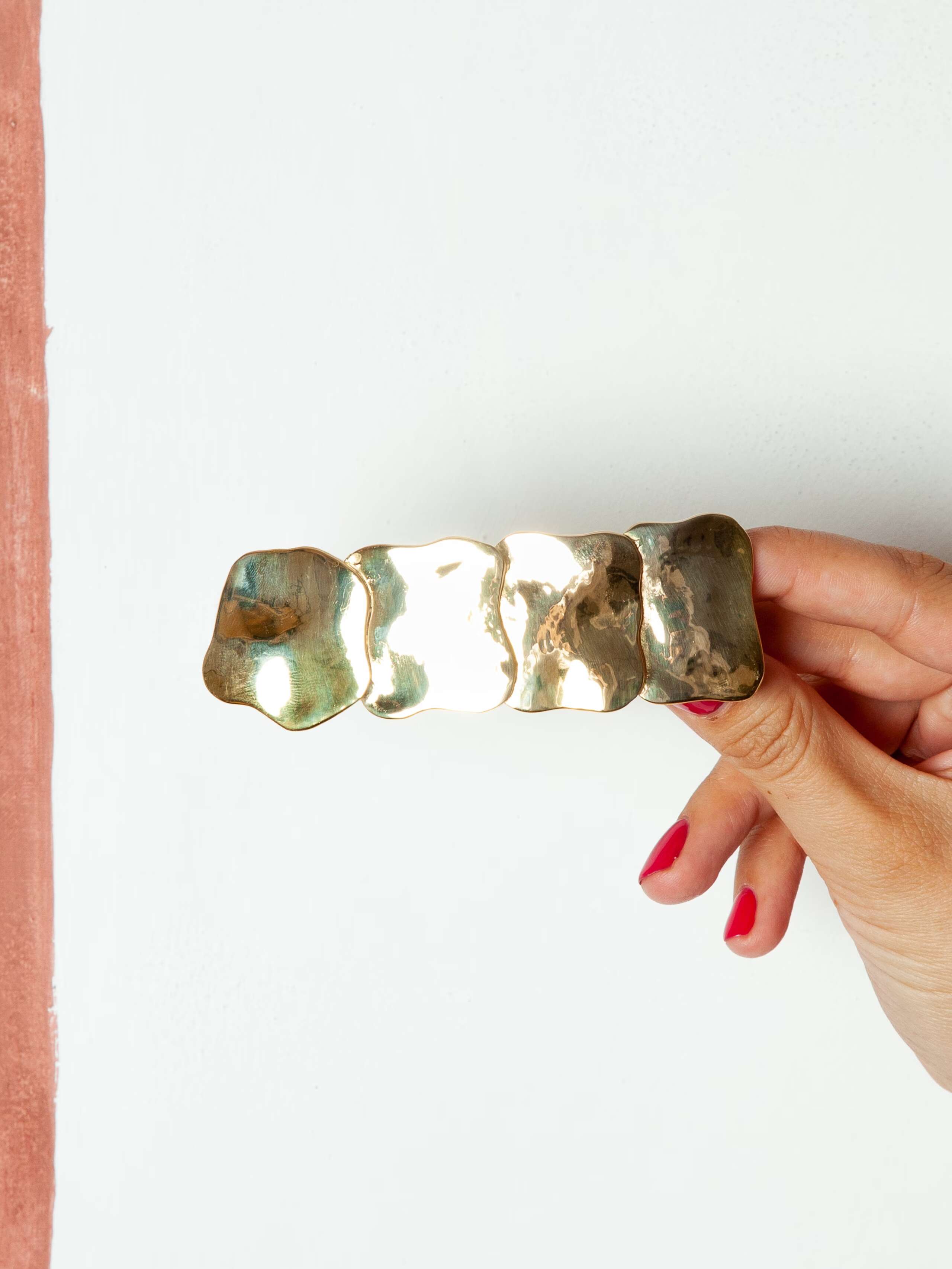 Amorph hair clip 