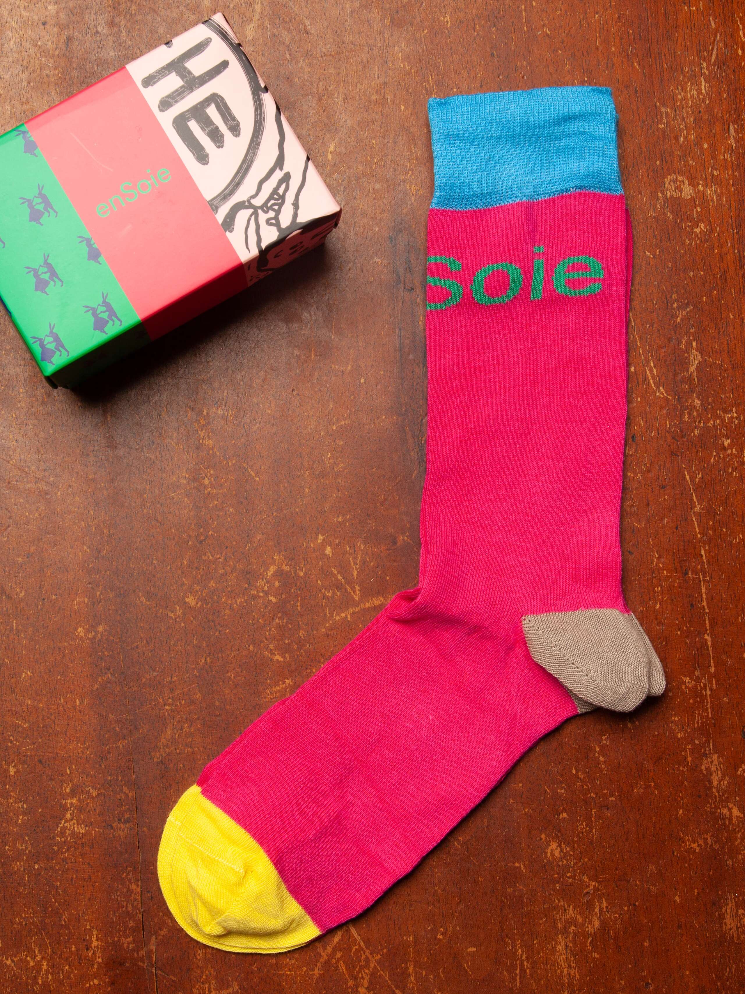 enSoie socks 
