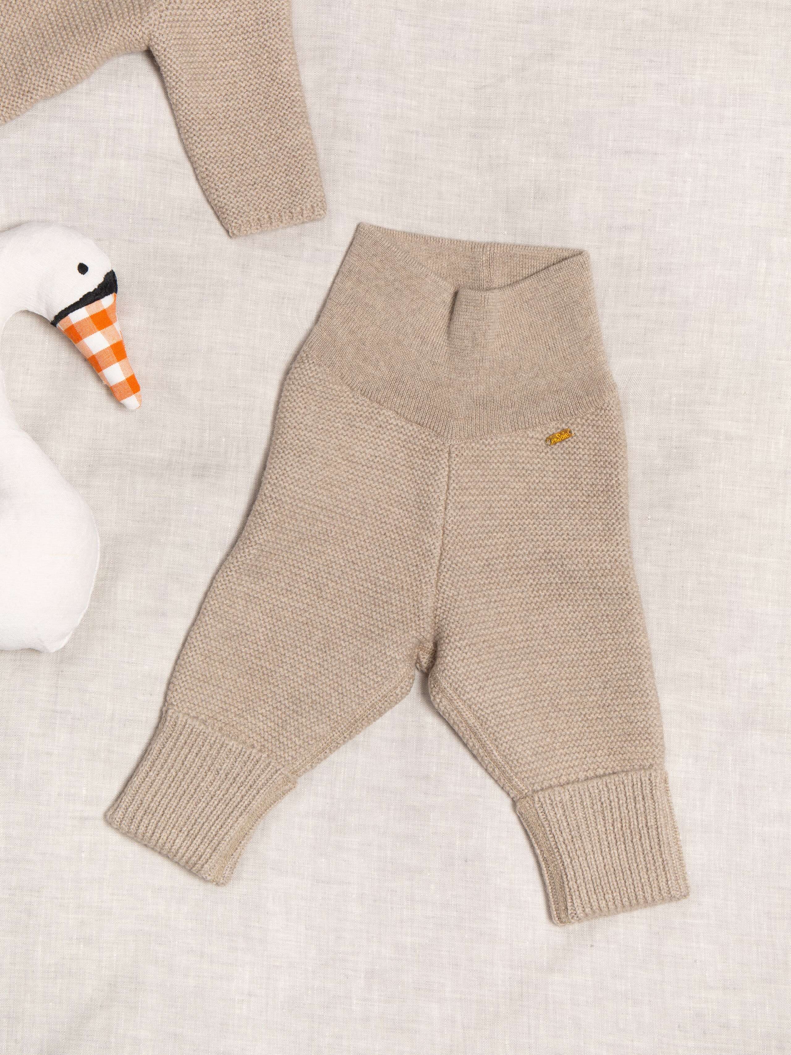 Knitted baby leggings 