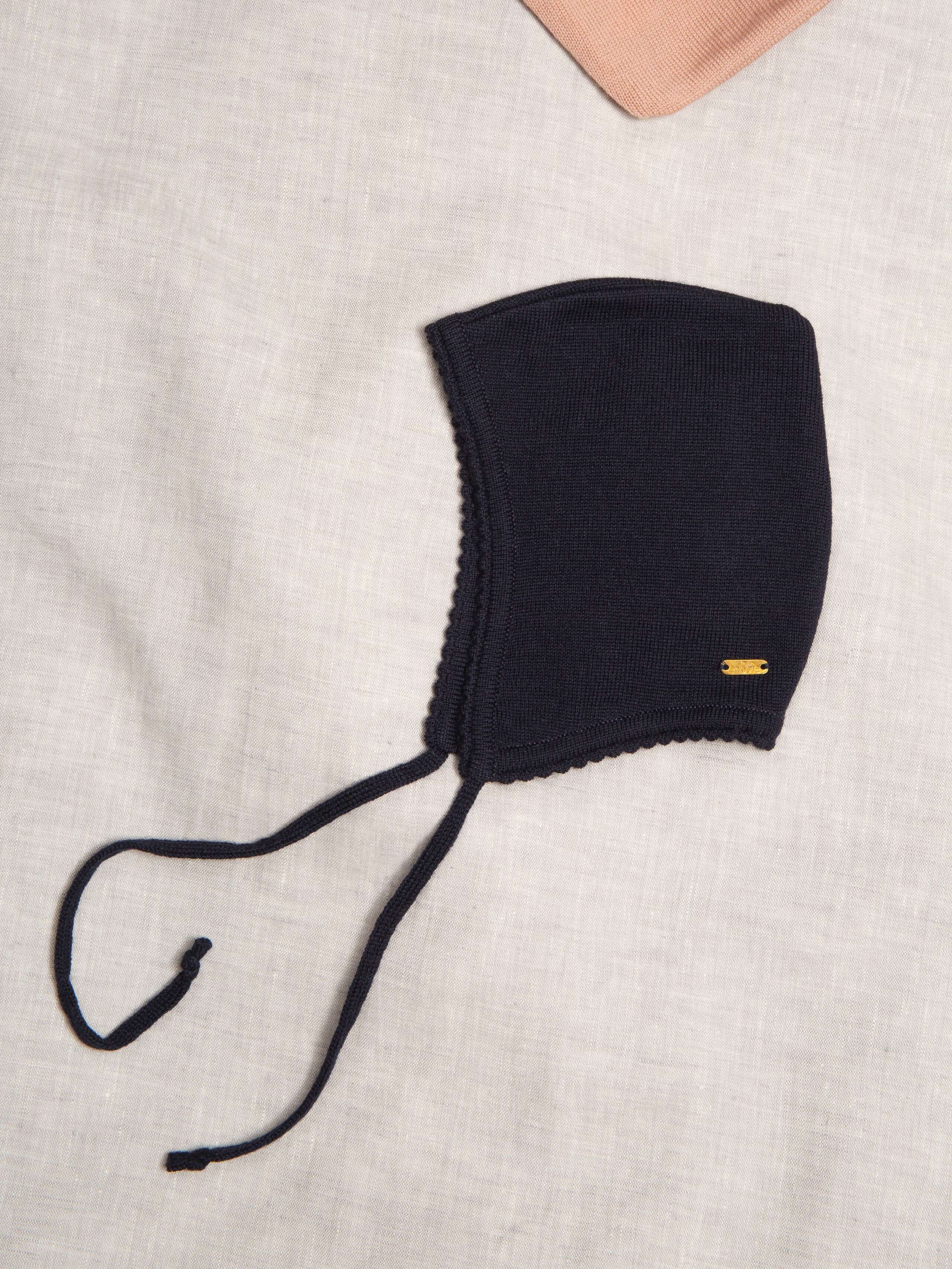 baby bonnet 