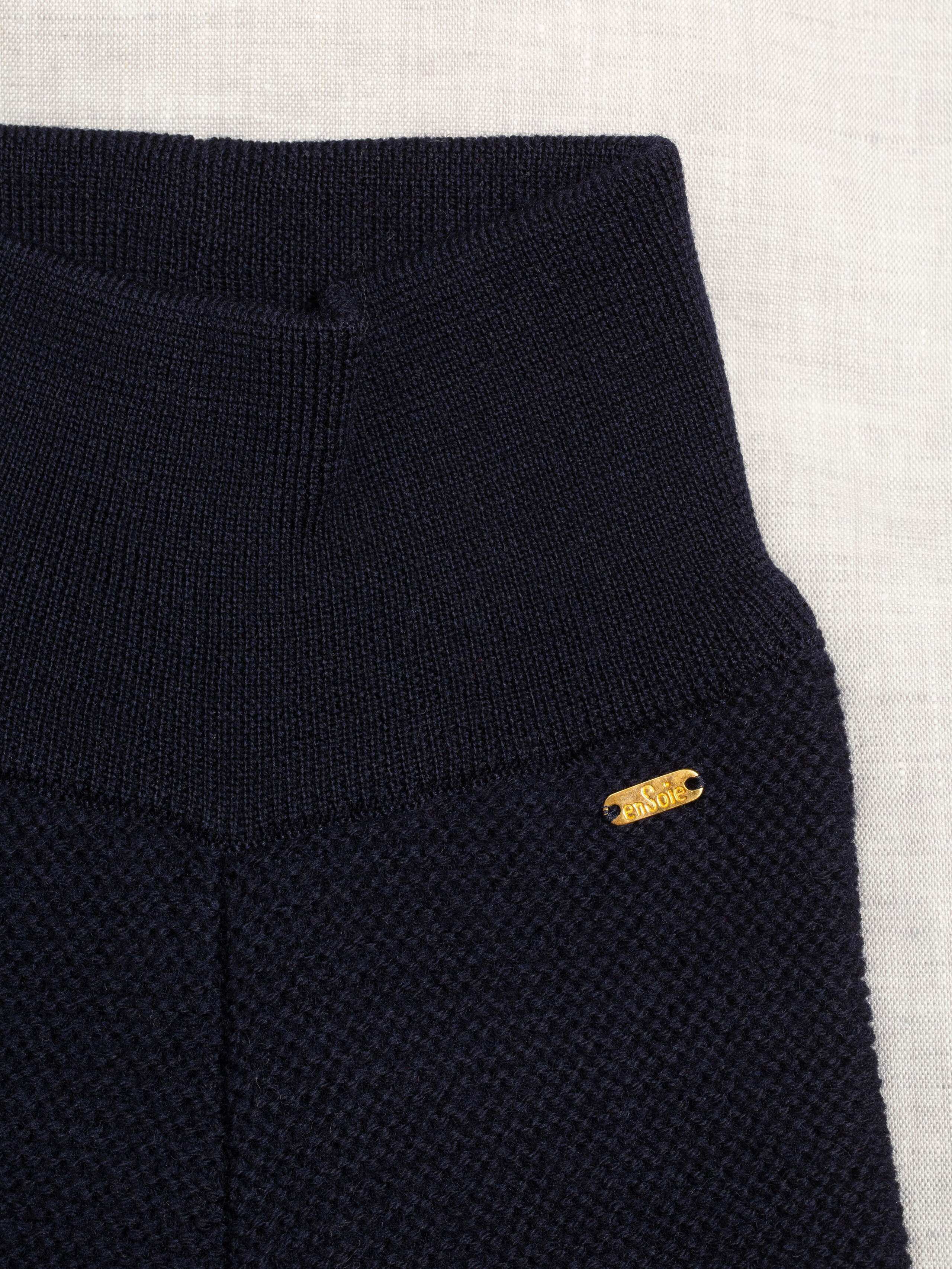 Knitted baby leggings 