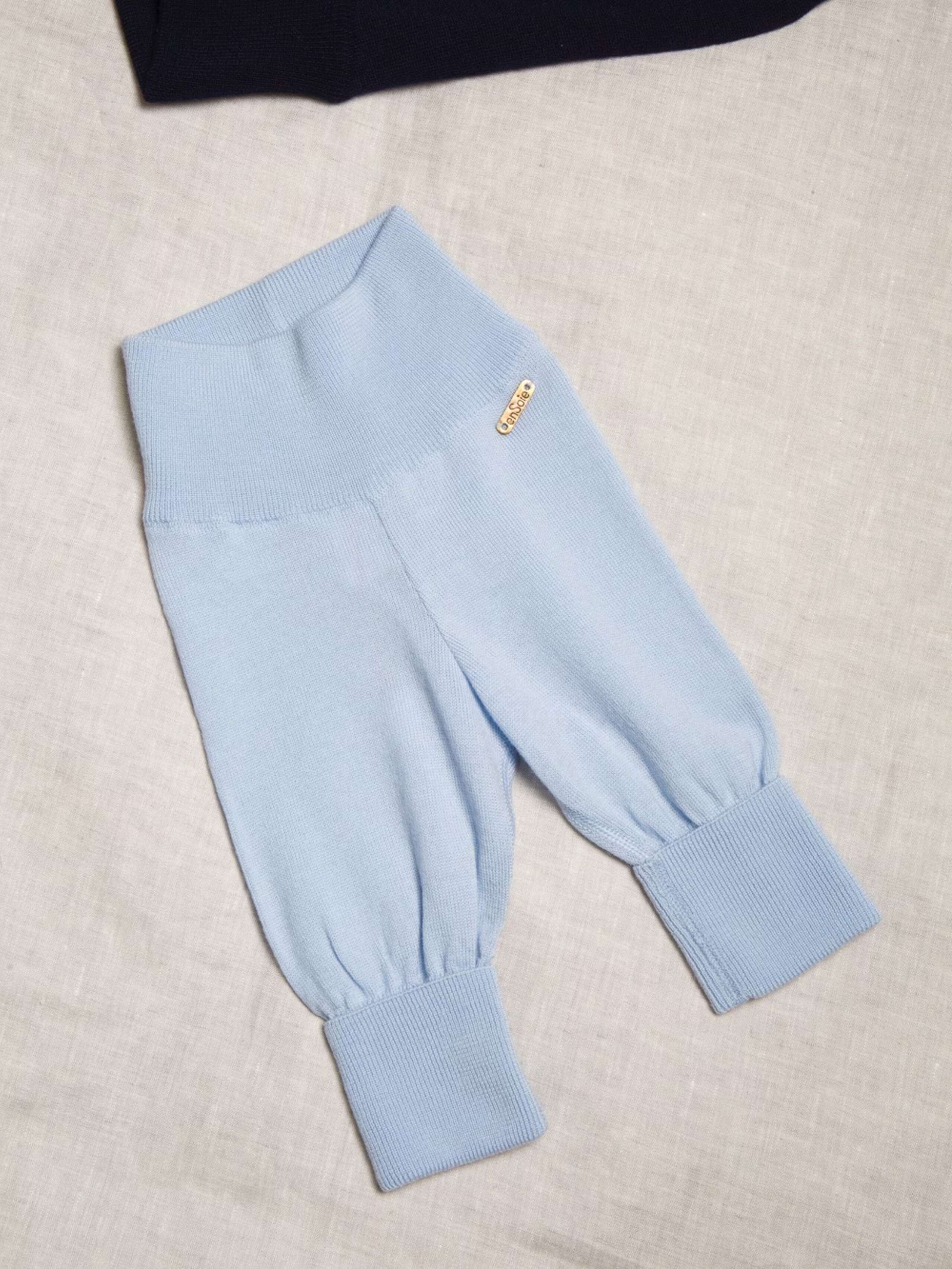 Knitted baby leggings 