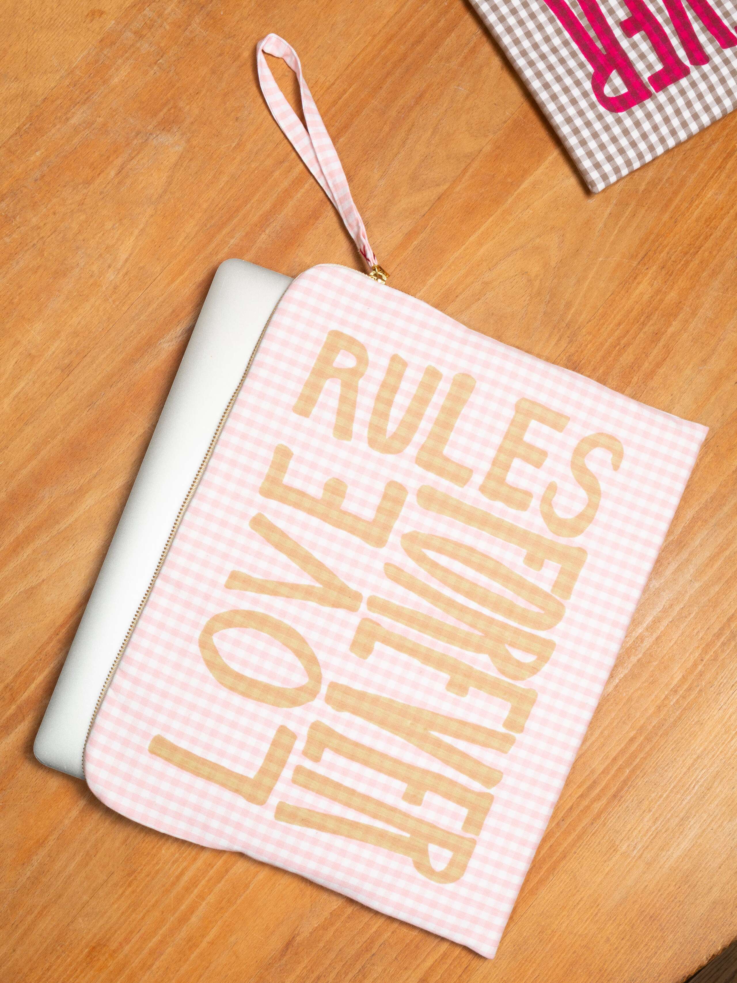 Laptop pouch 