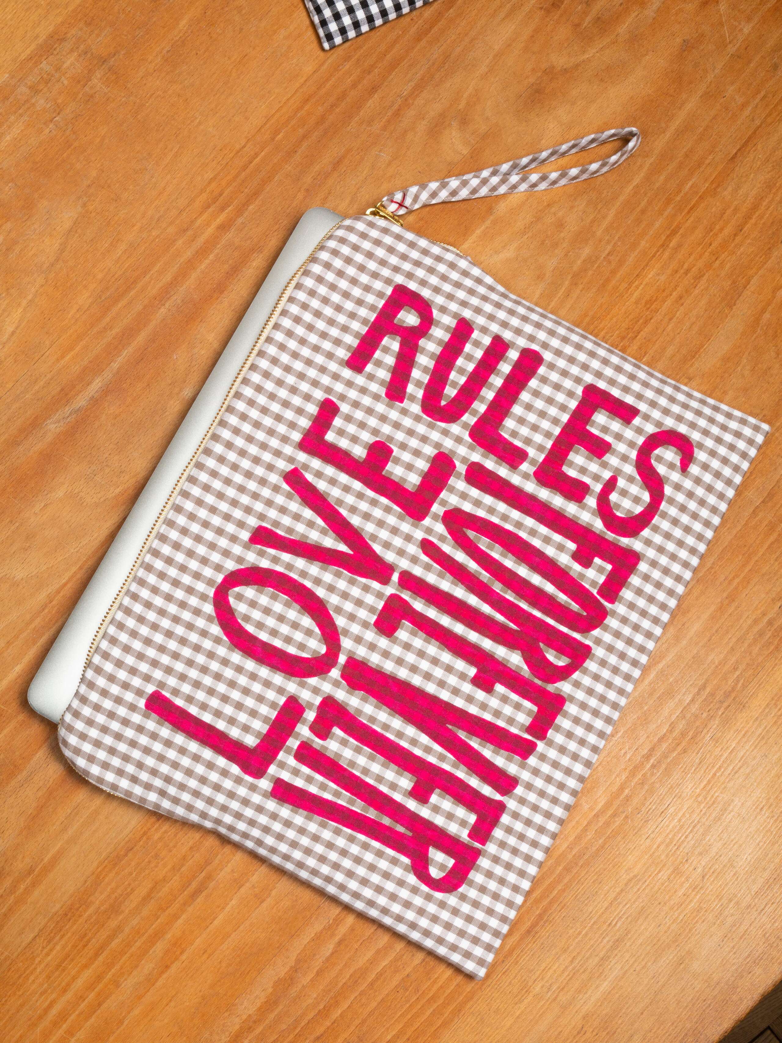 Laptop pouch 