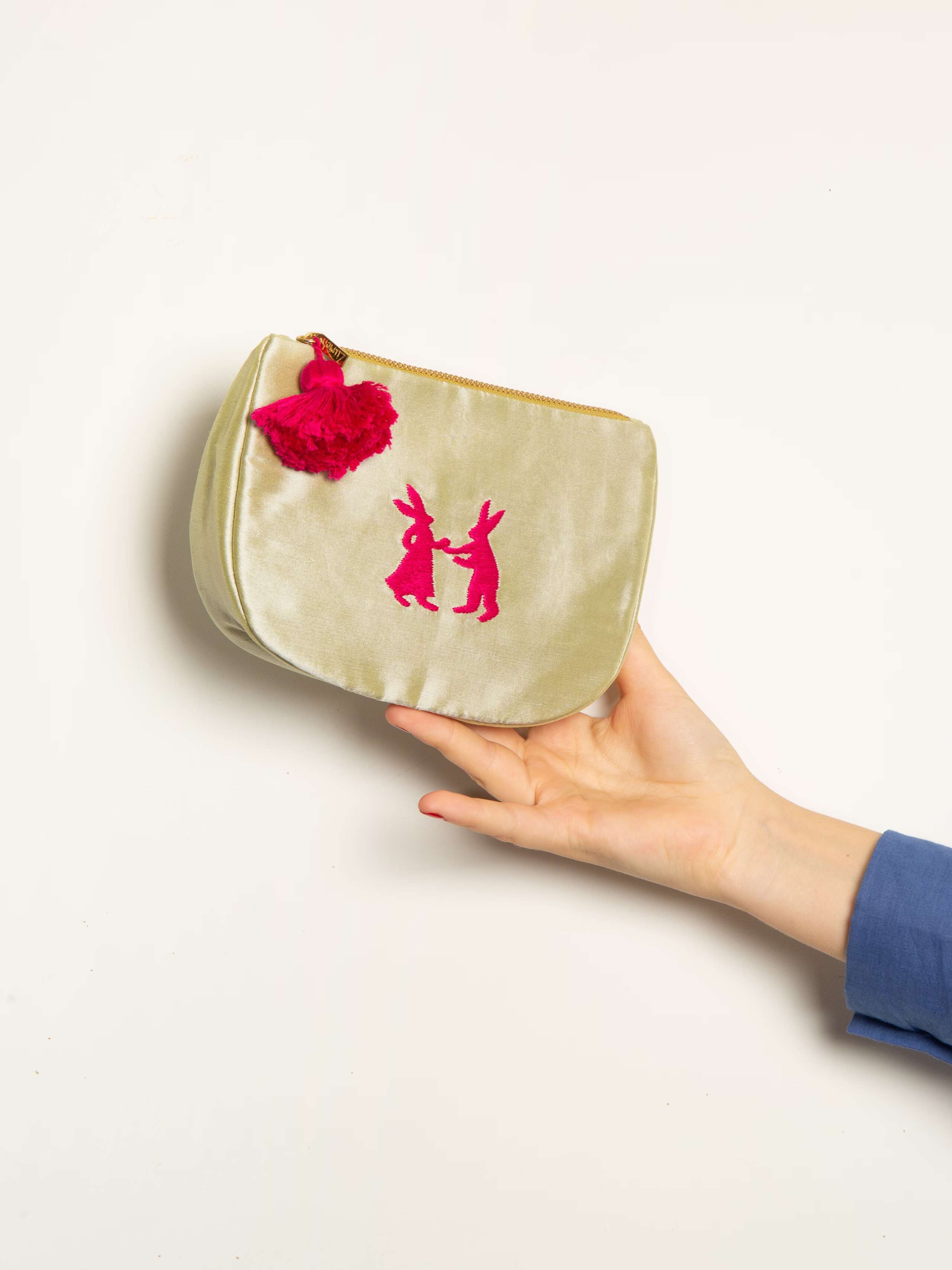 Stella inside bag