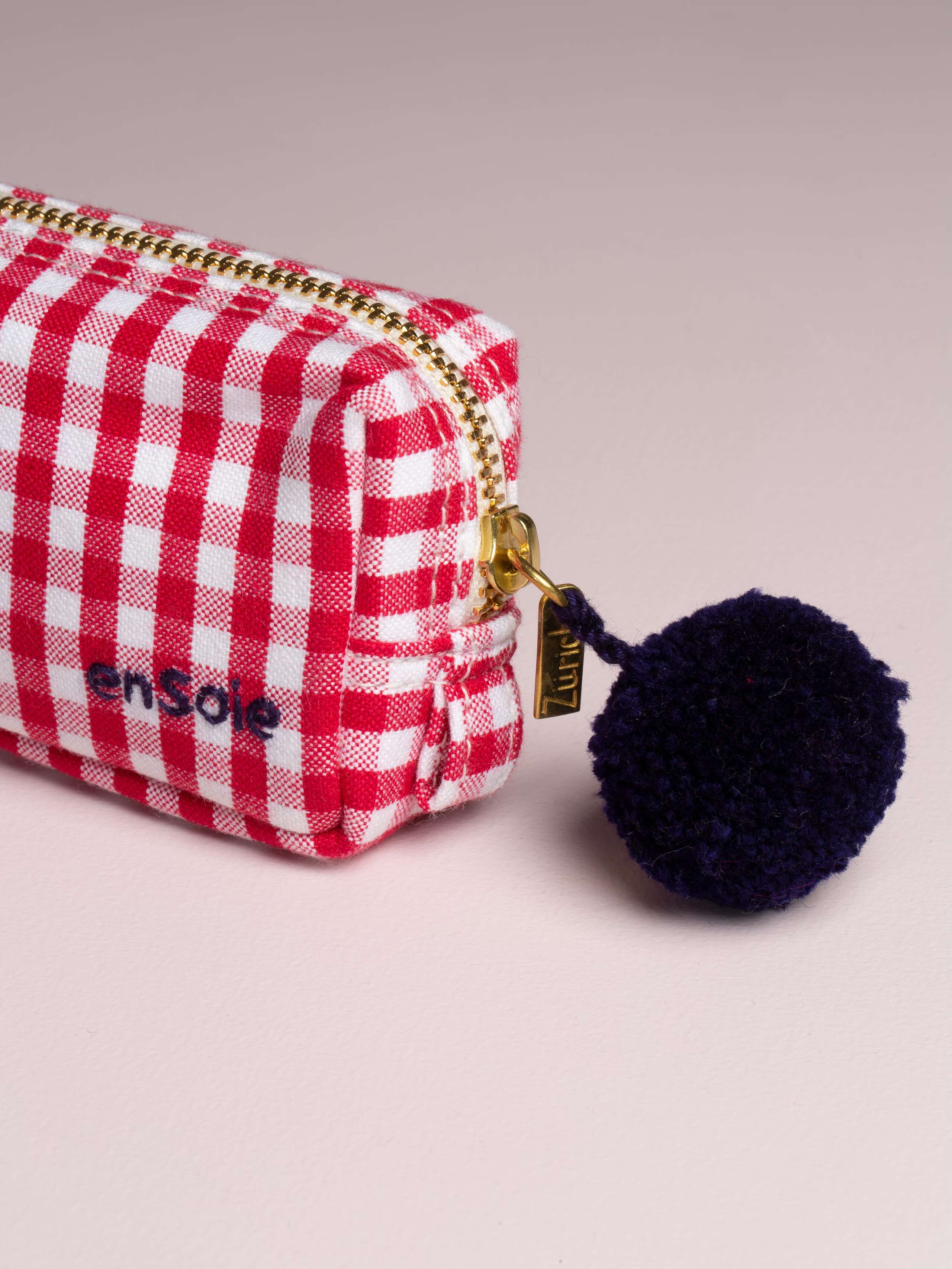 Linda toiletry case