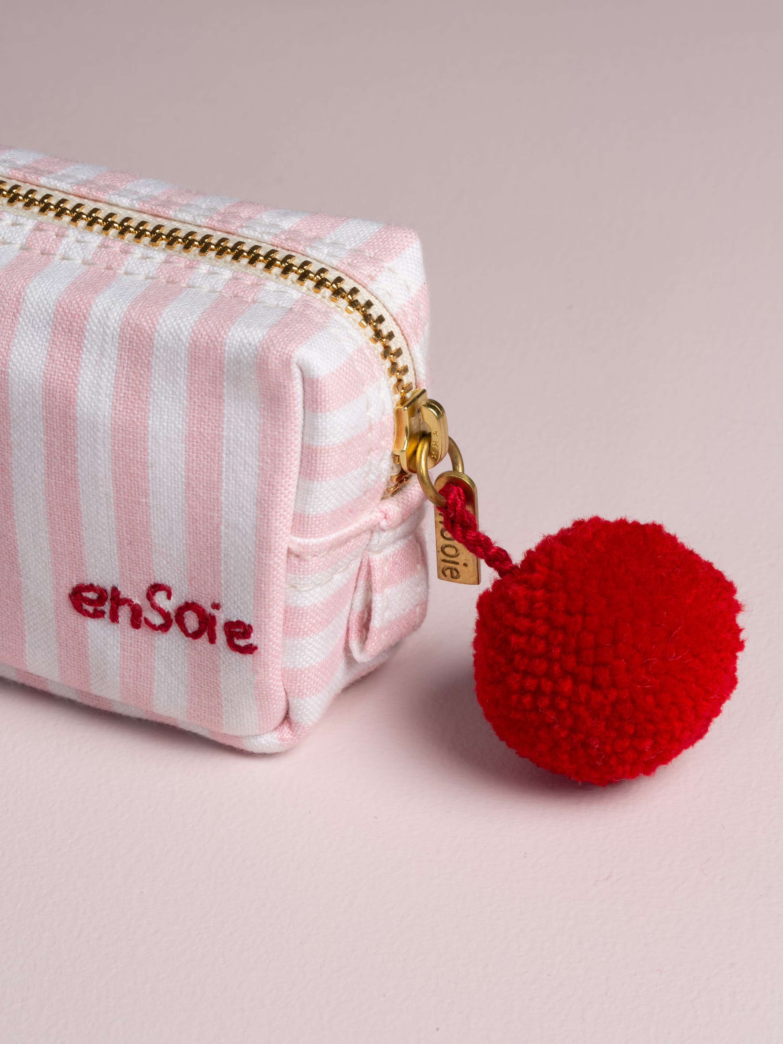 Linda toiletry case