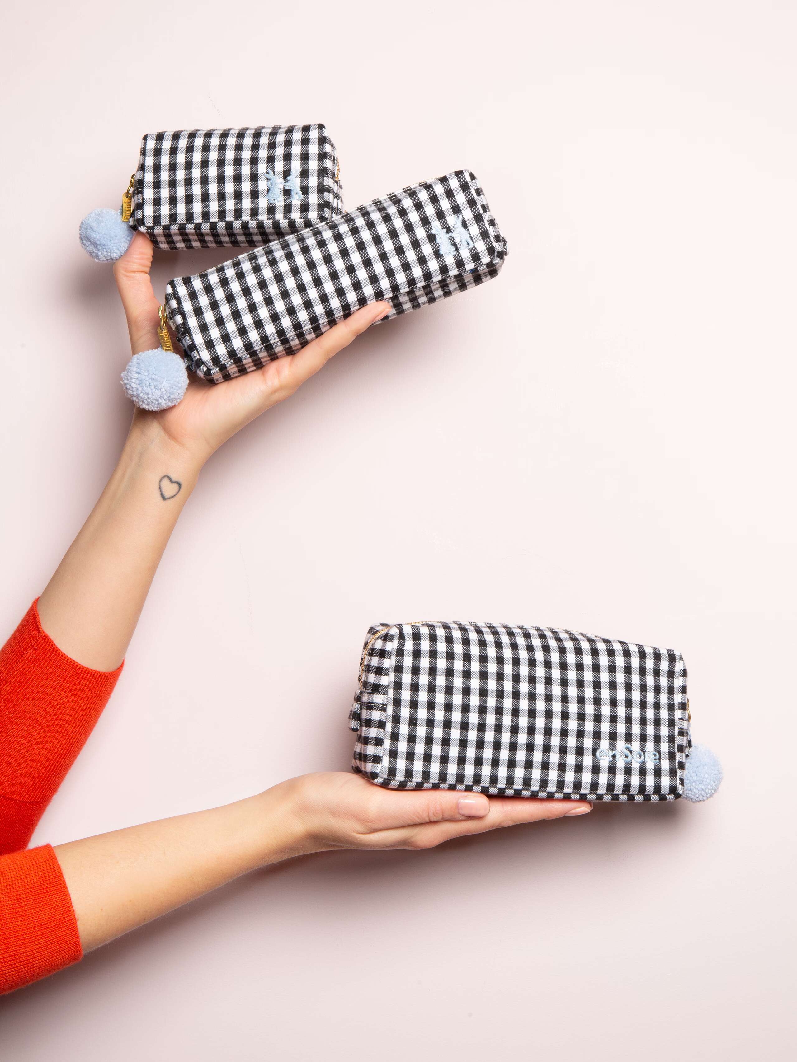 Linda toiletry case