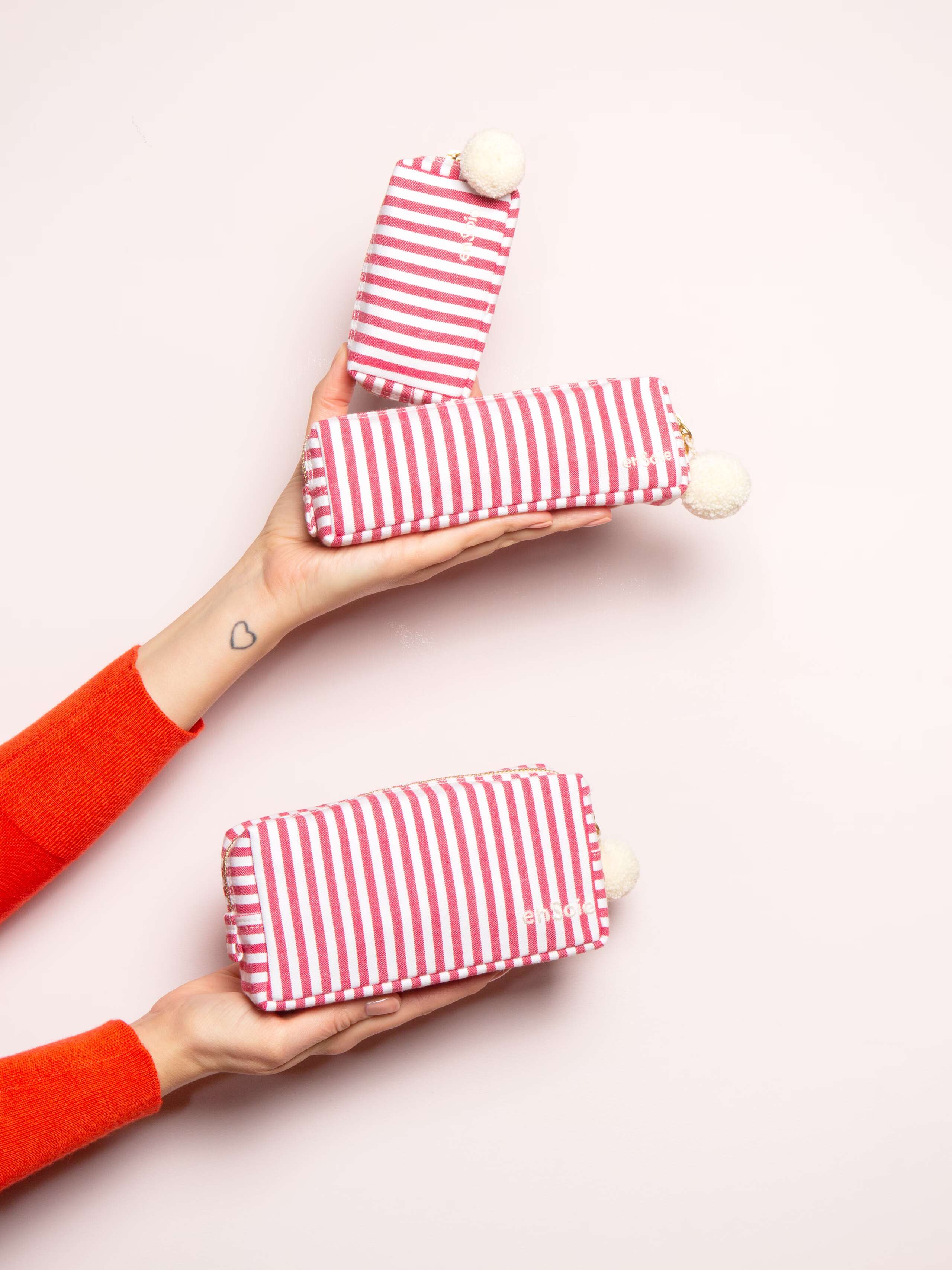 Linda toiletry case