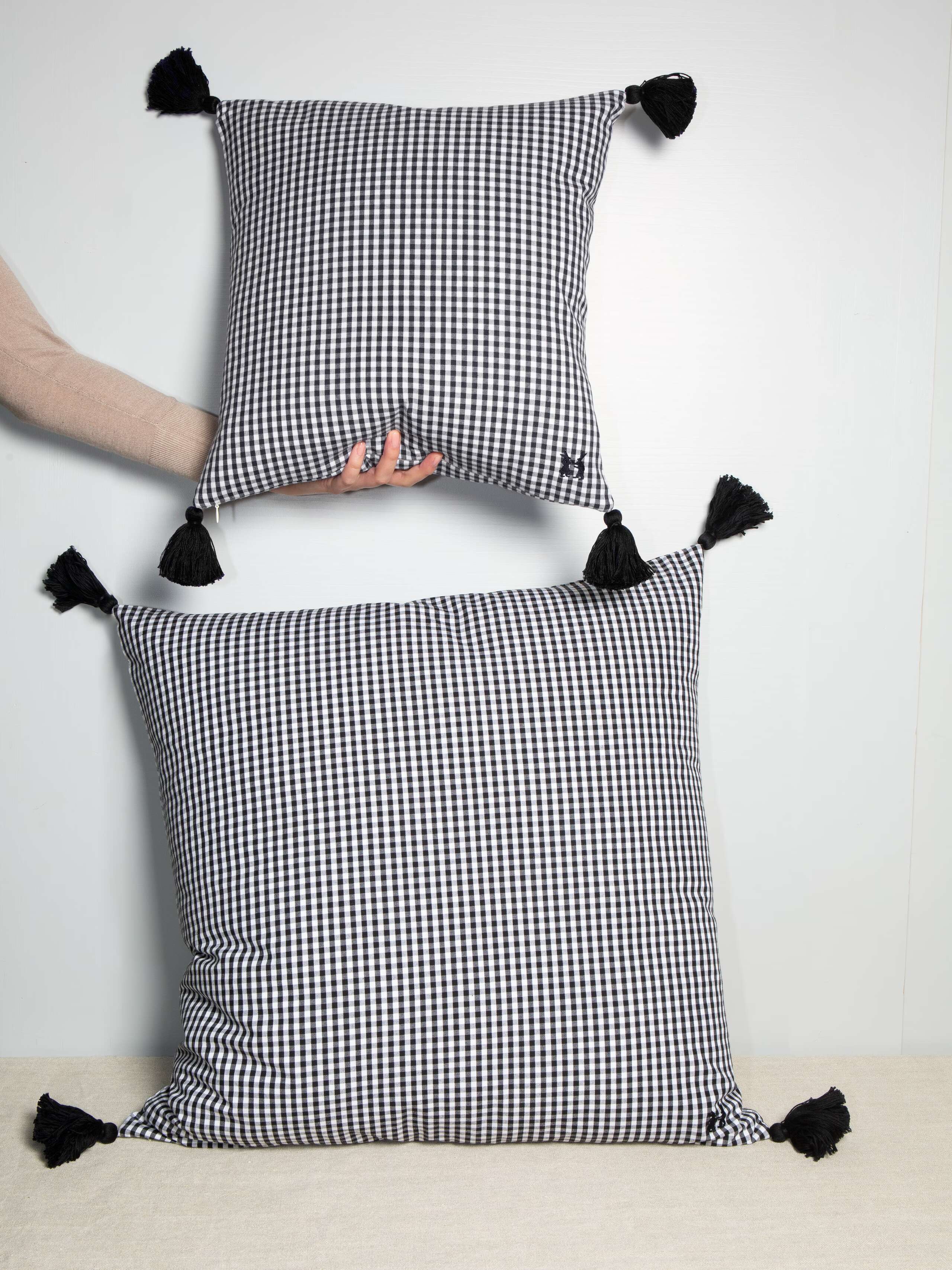 Vichy pillow