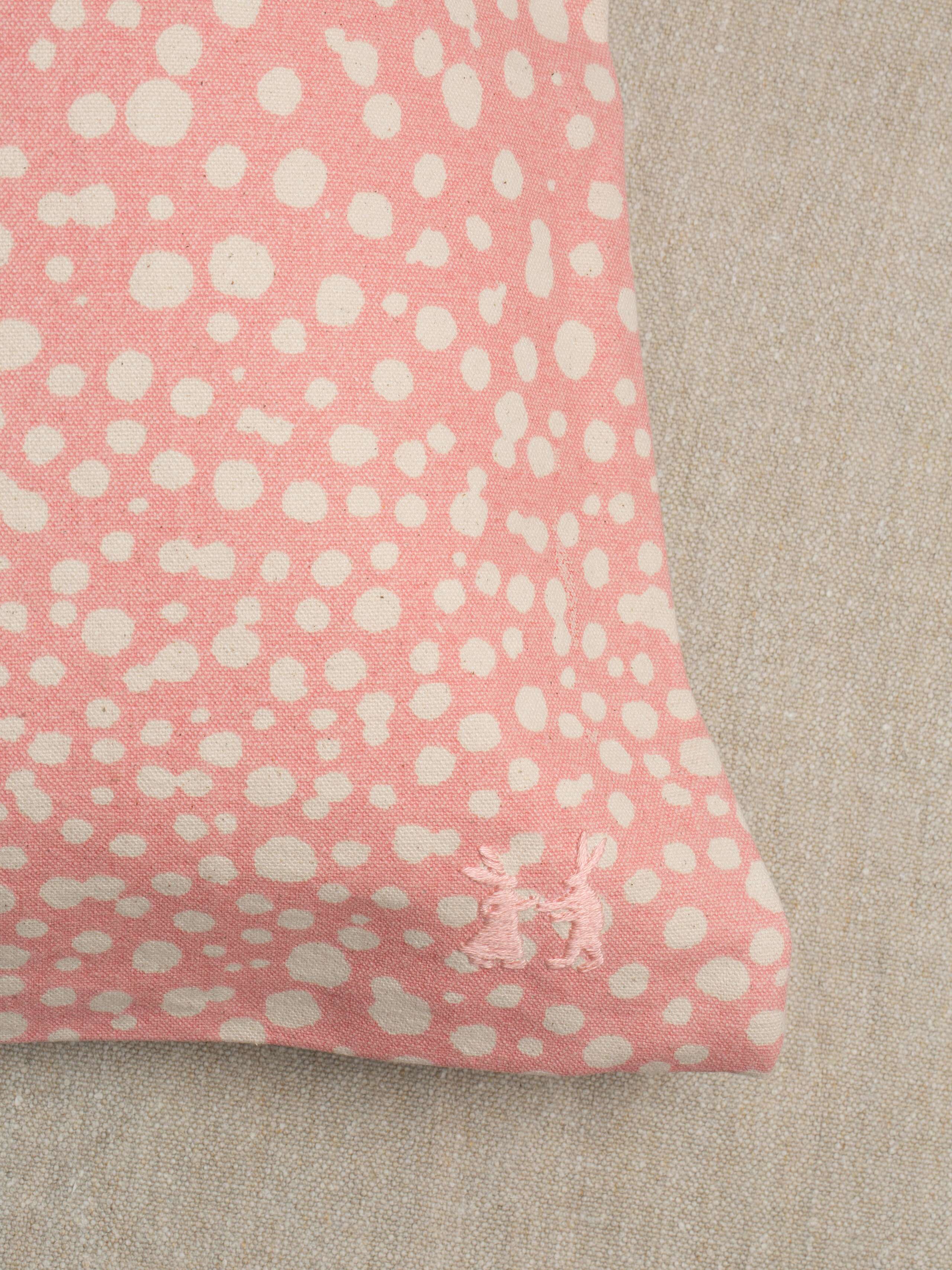 Leo pillow cover