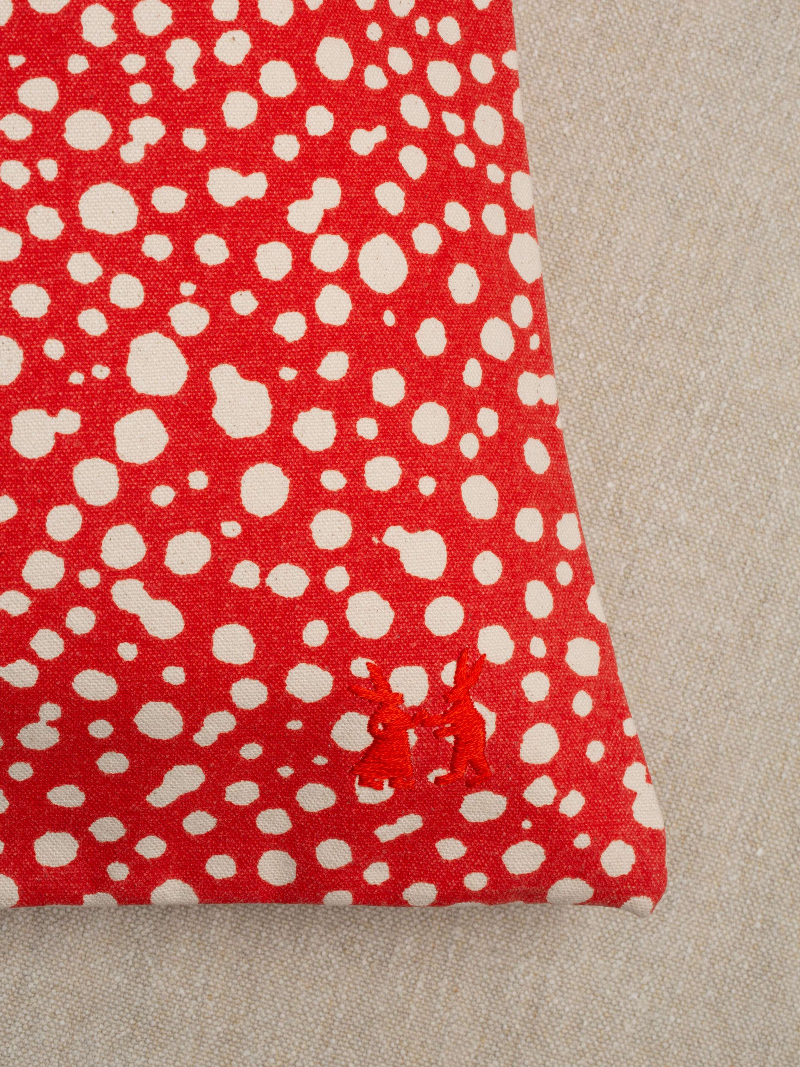 Leo pillow cover