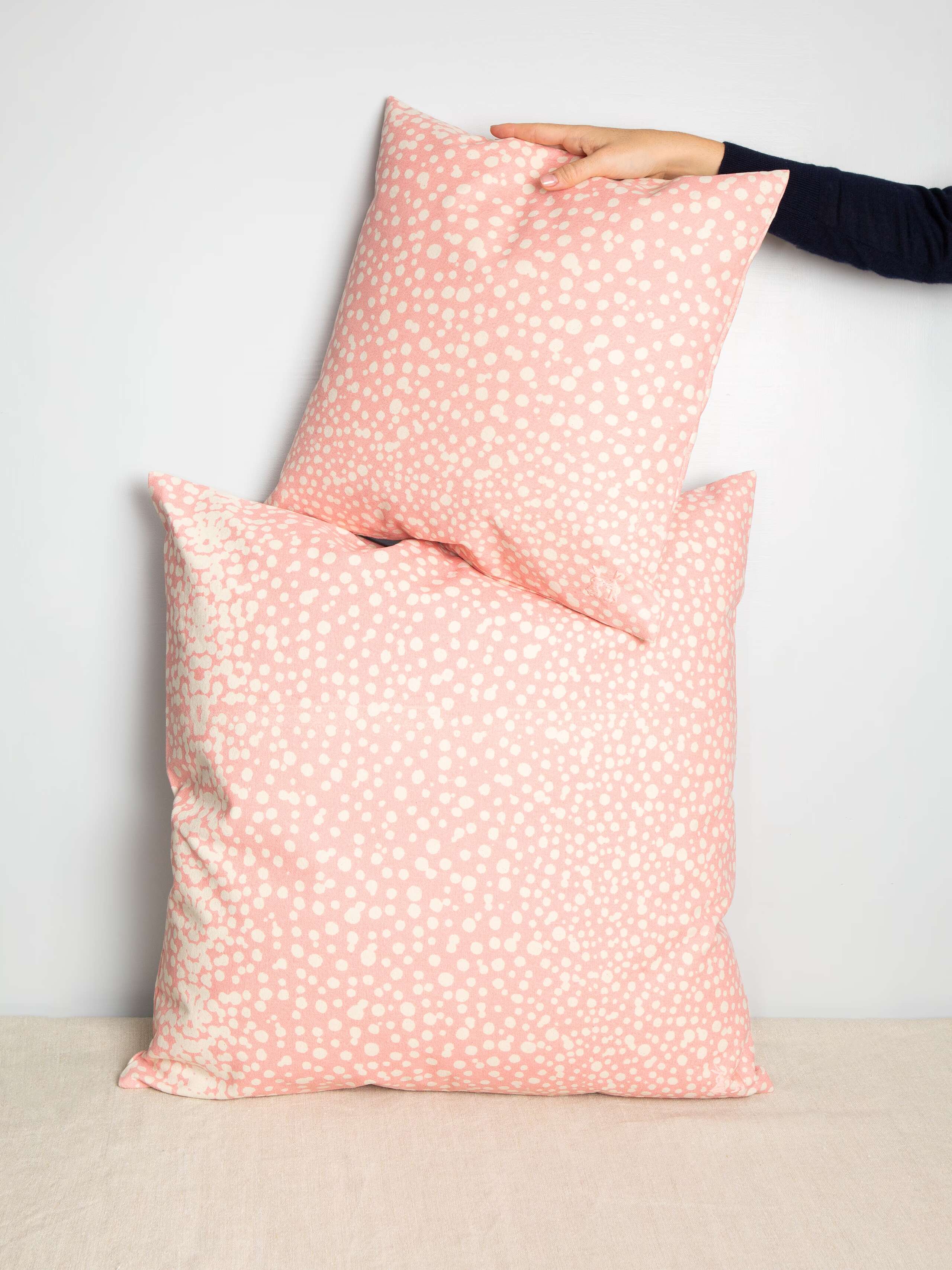 Leo pillow cover