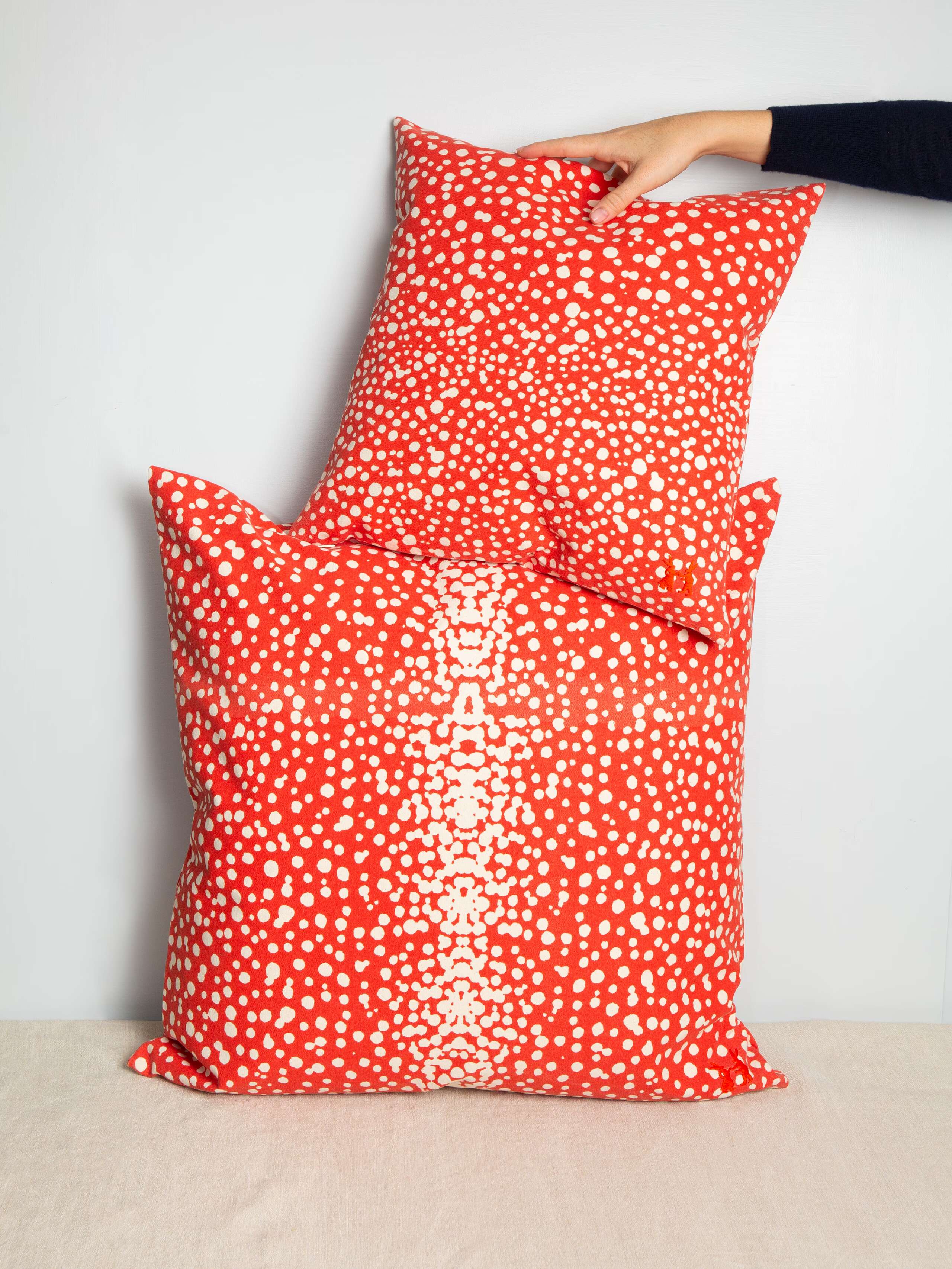 Leo pillow cover