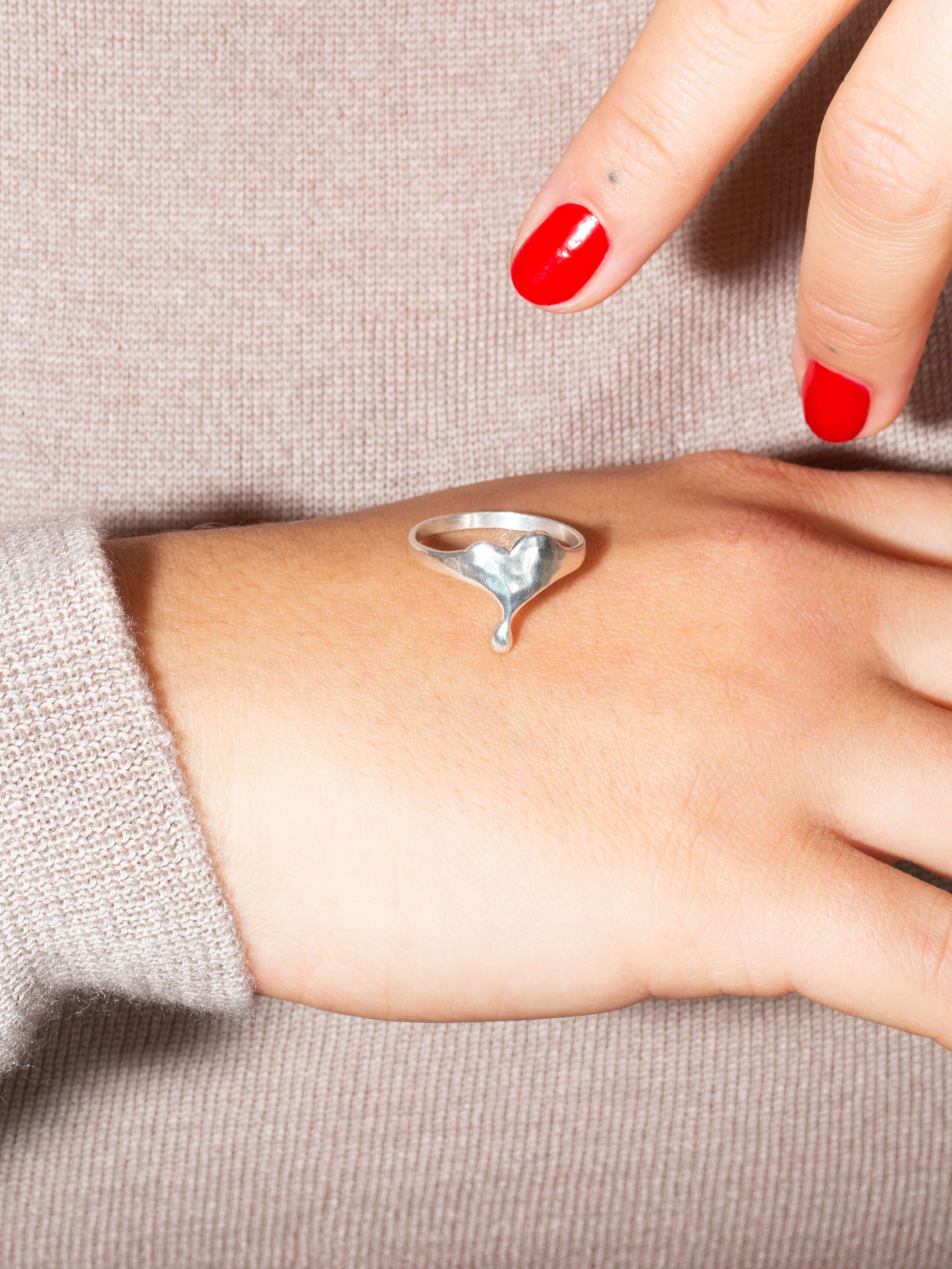 Soft heart XS ring