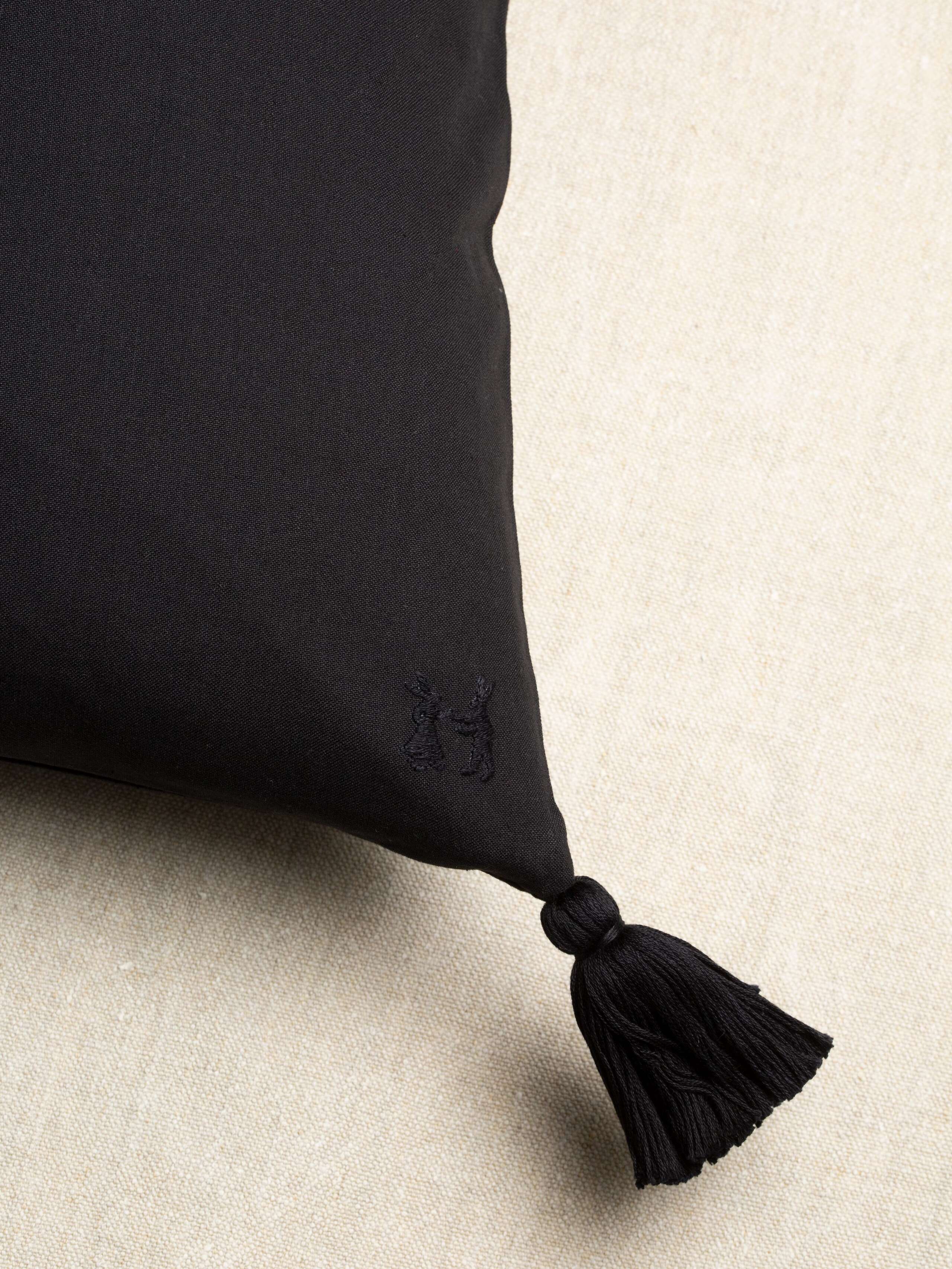 pillow cover uni