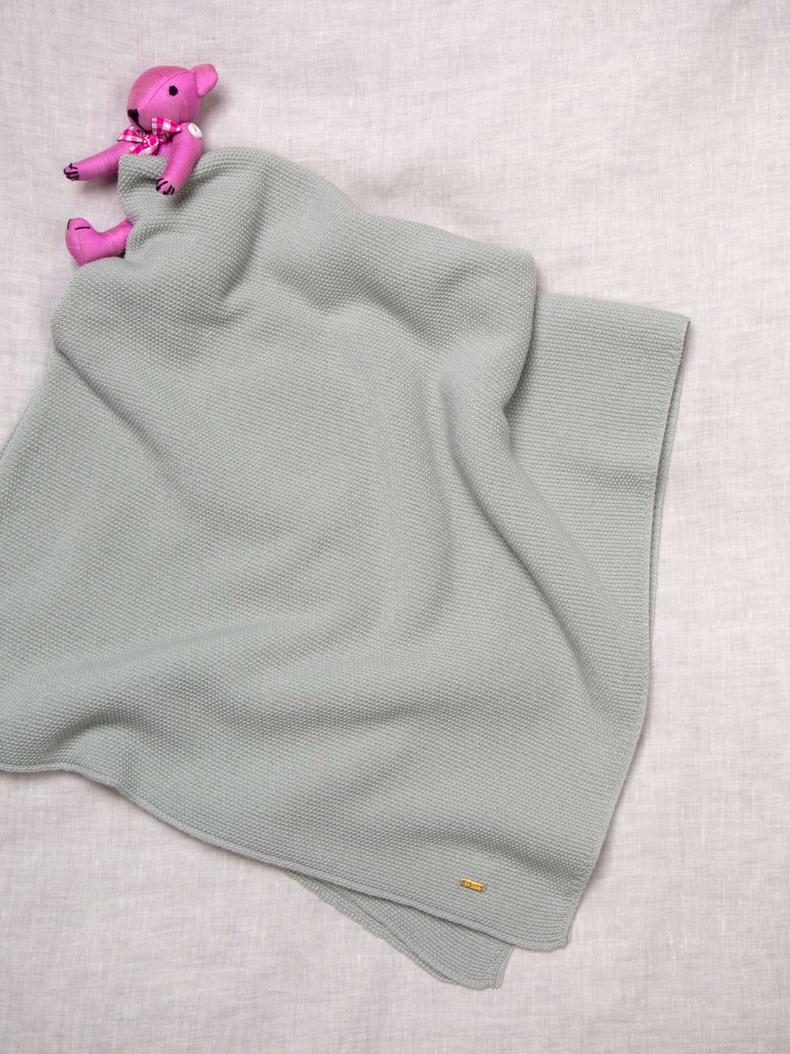 Knitted baby blanket