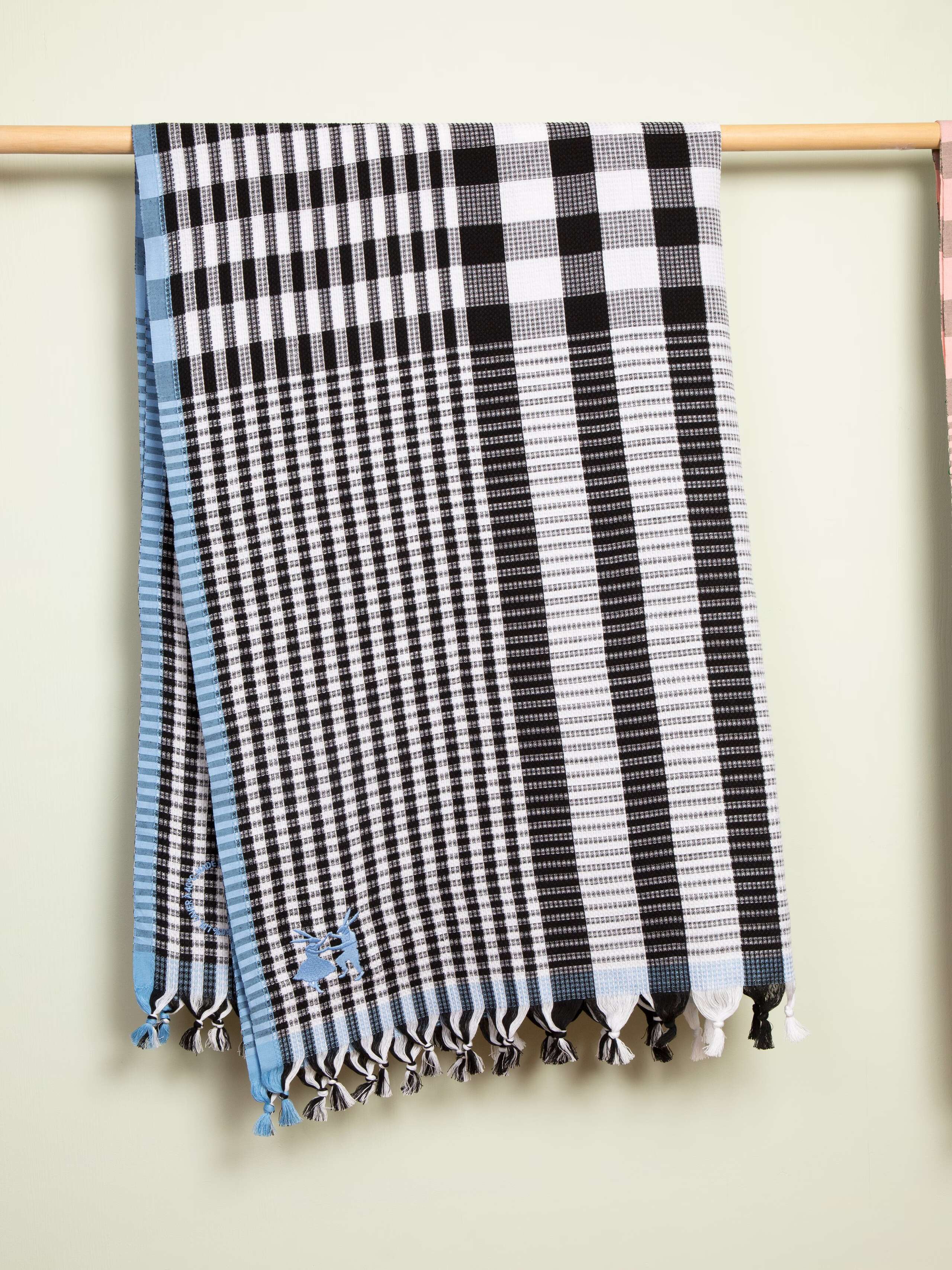 Bath towel