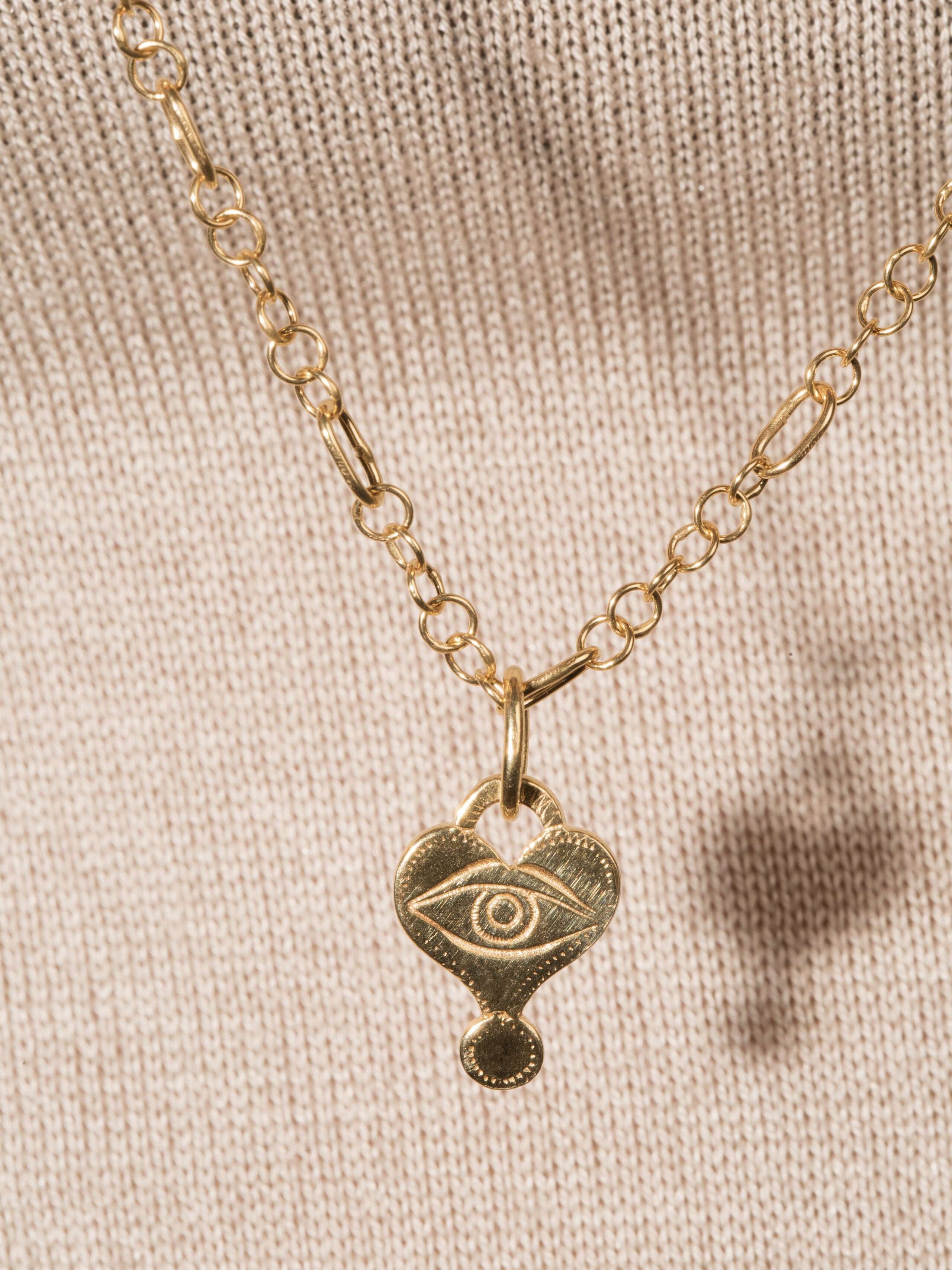 Pendant gold - Heart Eye