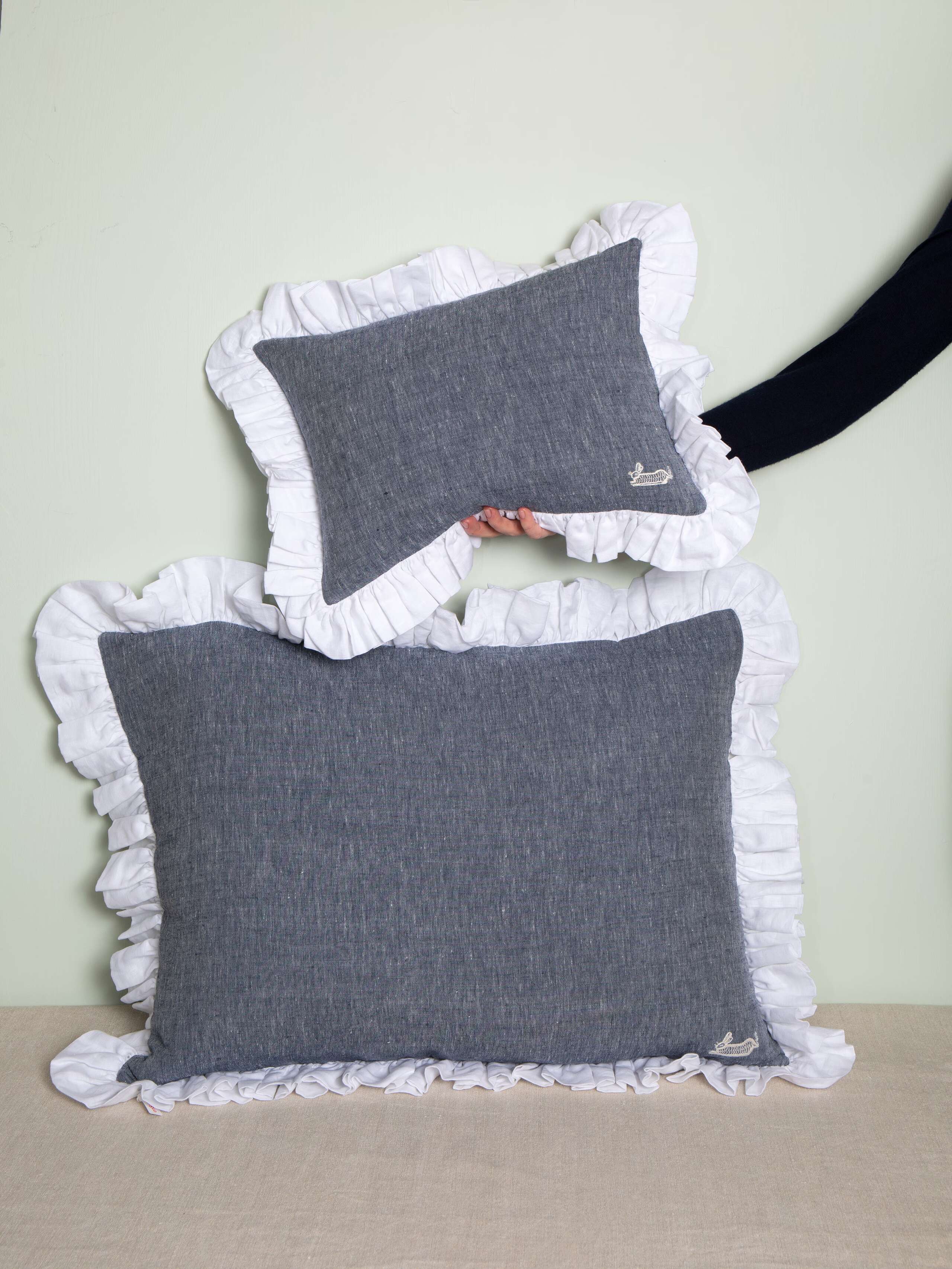 Frill pillow covers