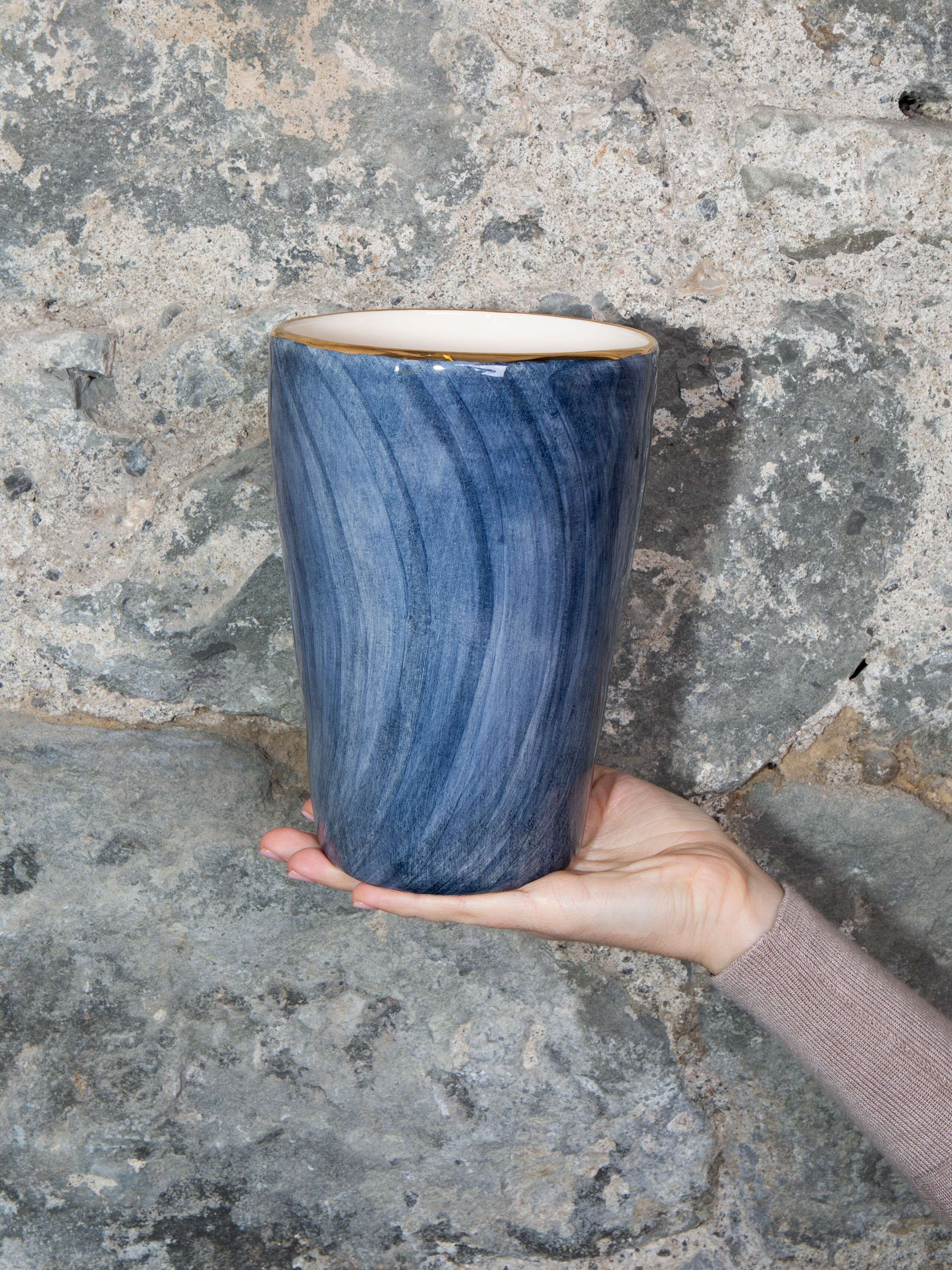 Uni vase