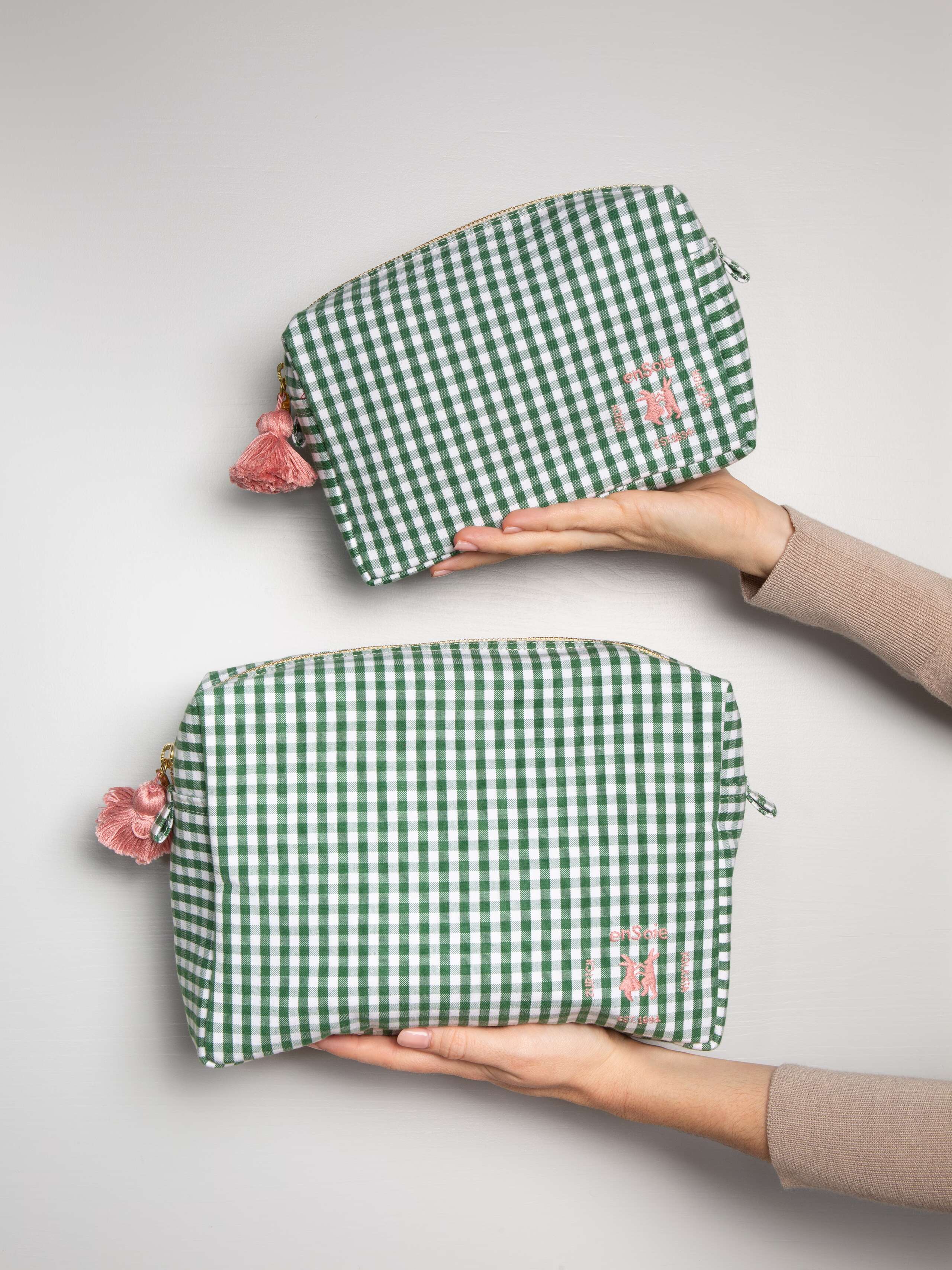 Tilda toiletry case