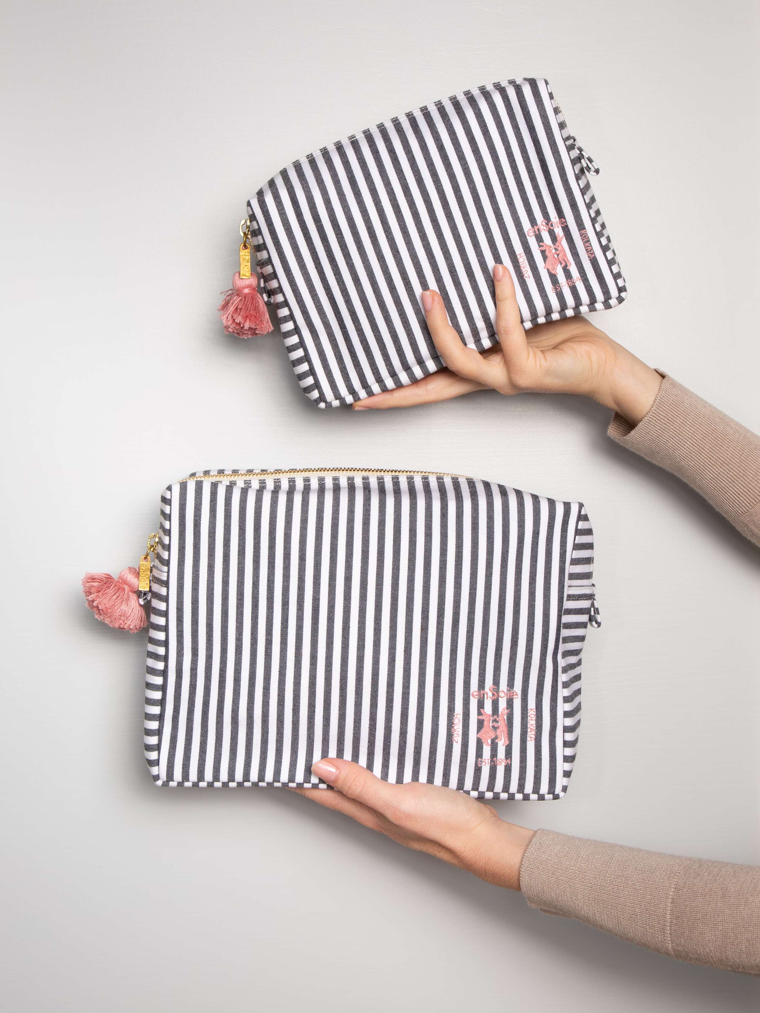 Tilda toiletry case
