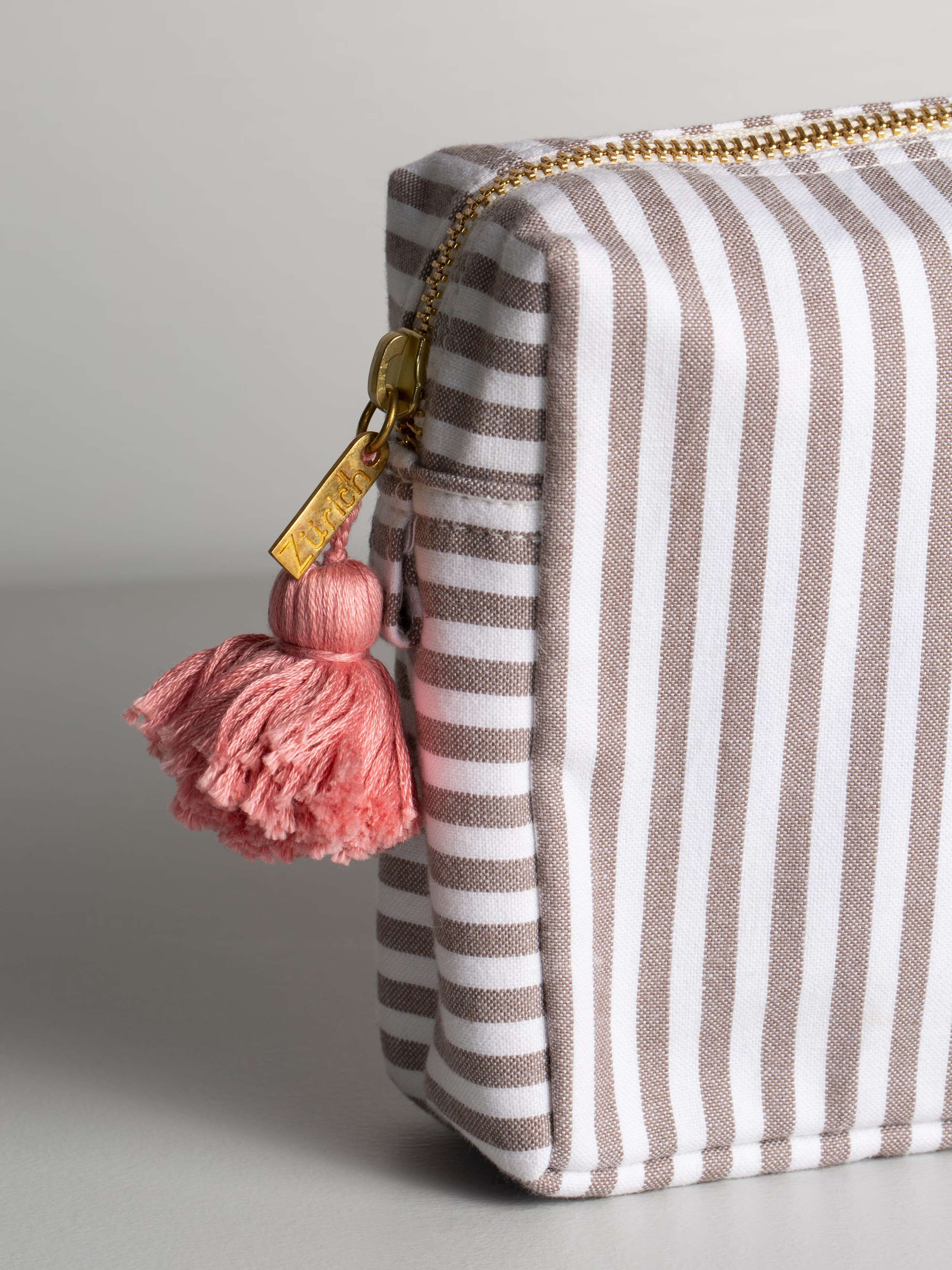 Tilda toiletry case
