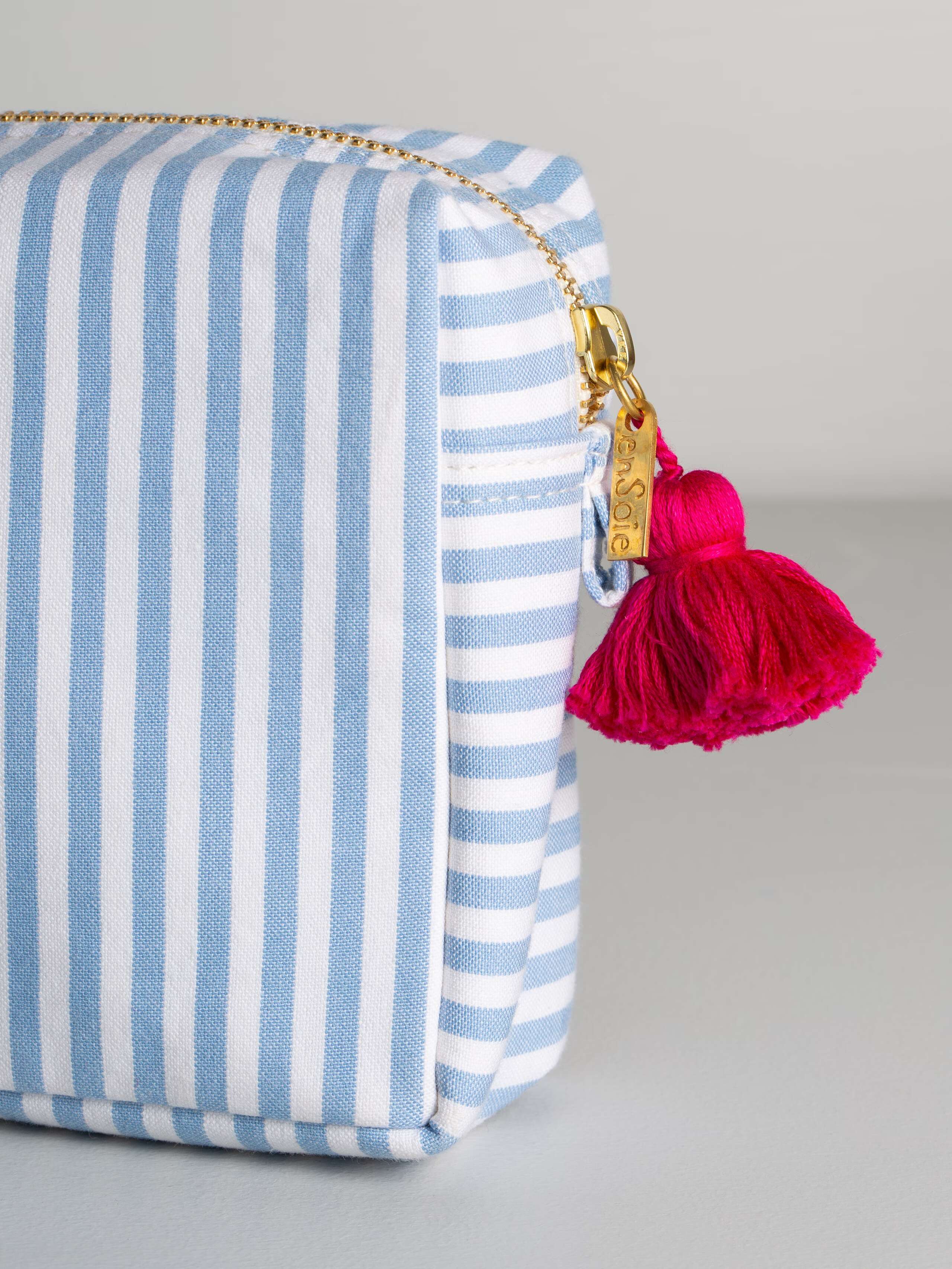 Tilda toiletry case