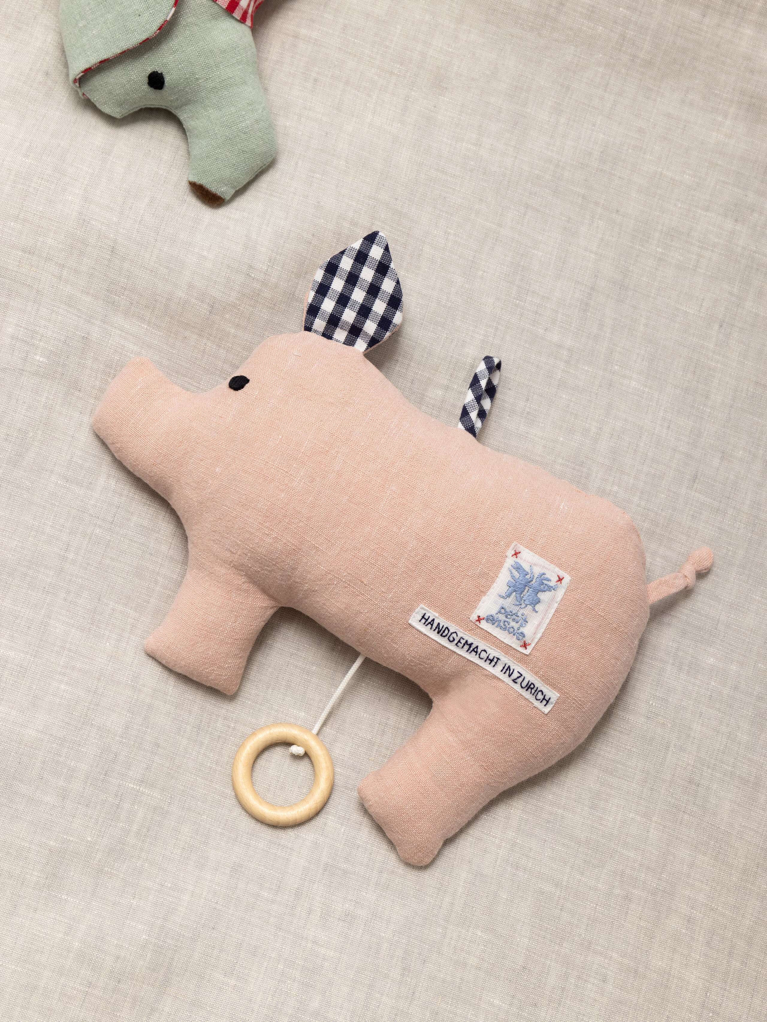 Piglet musical pull toy