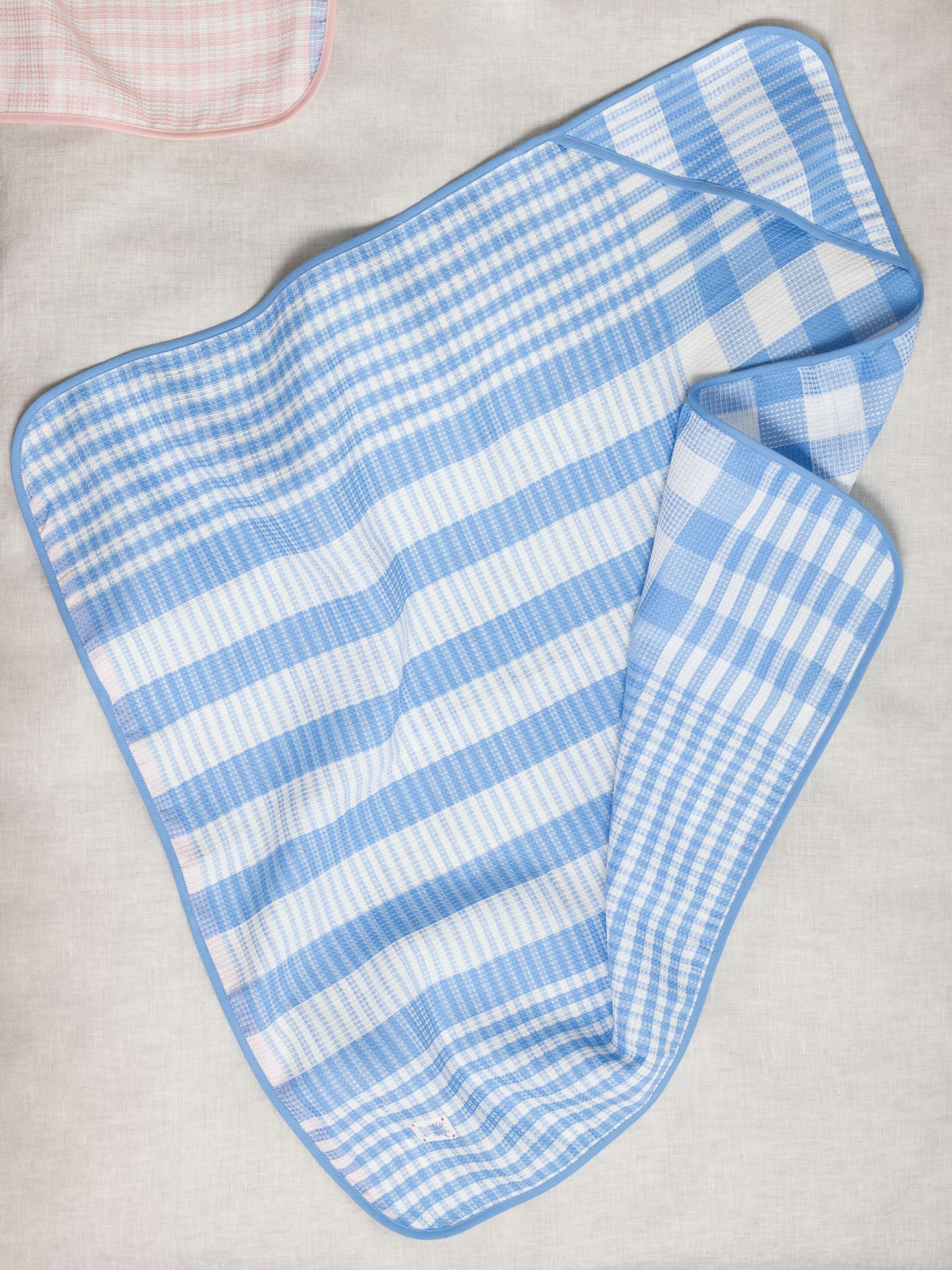 Hooded baby towel