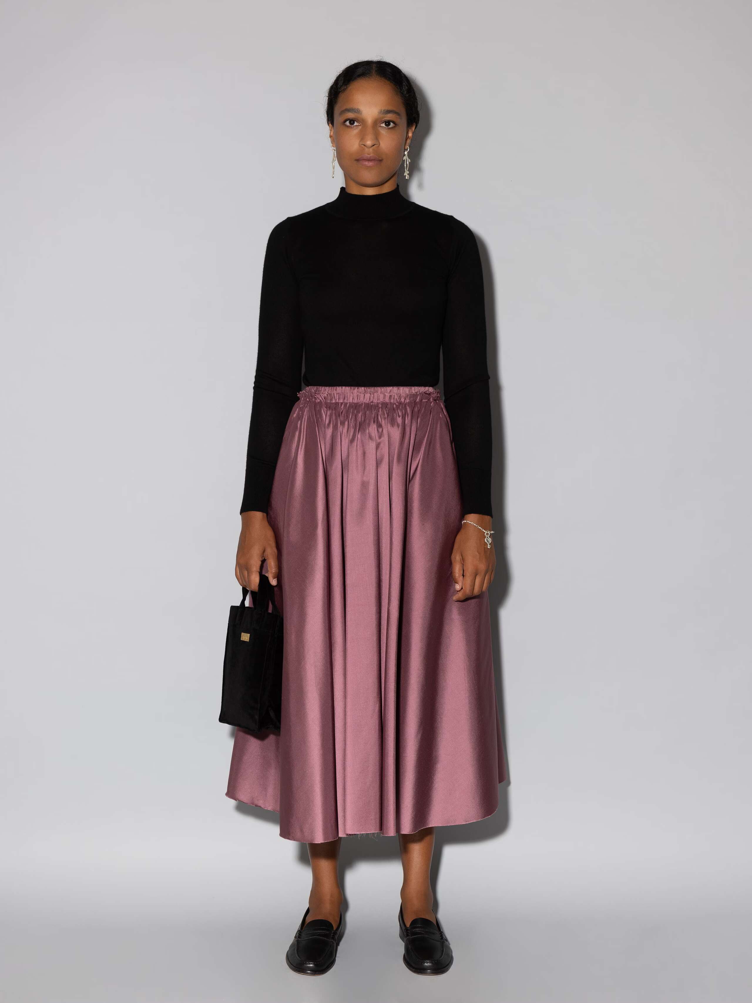 Berta Cherry wood