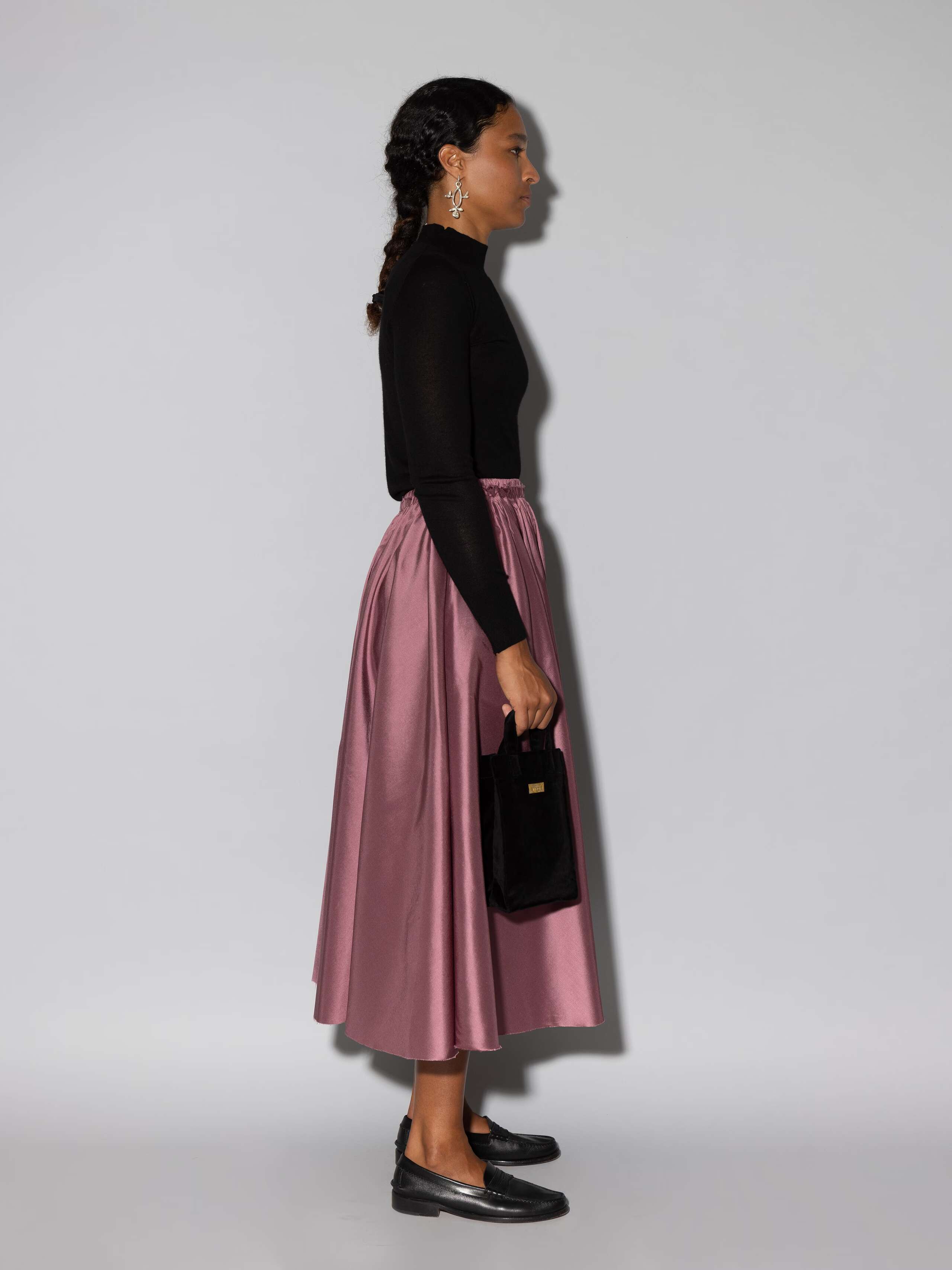 Berta Cherry wood