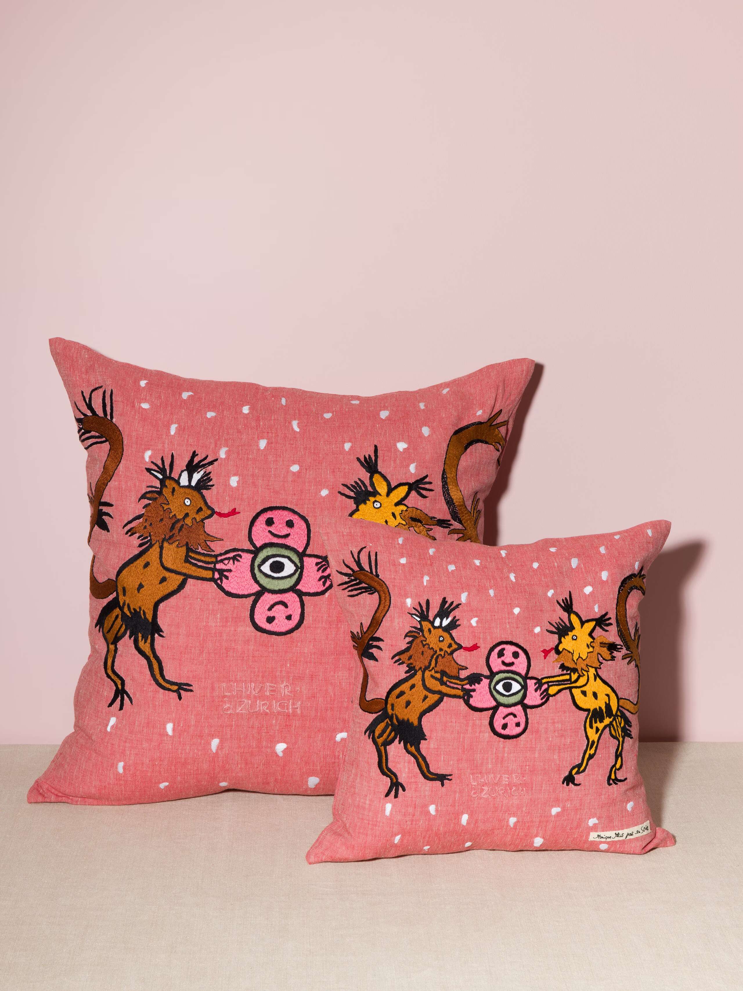L'Hiver à Zurich pillow cover Red linen embroidered
