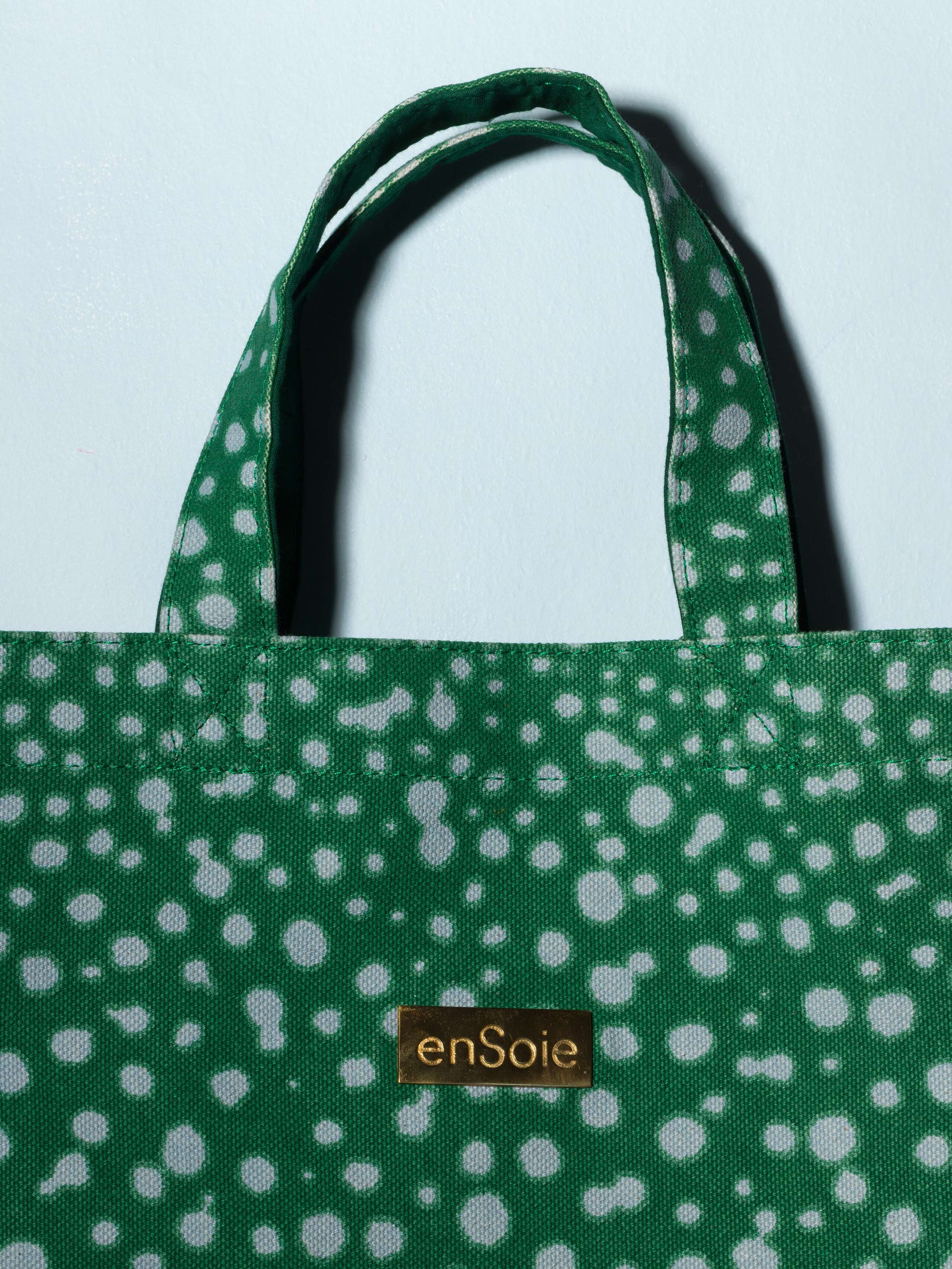Shopper bag model cabas leo print green with light blue dots detail brass
