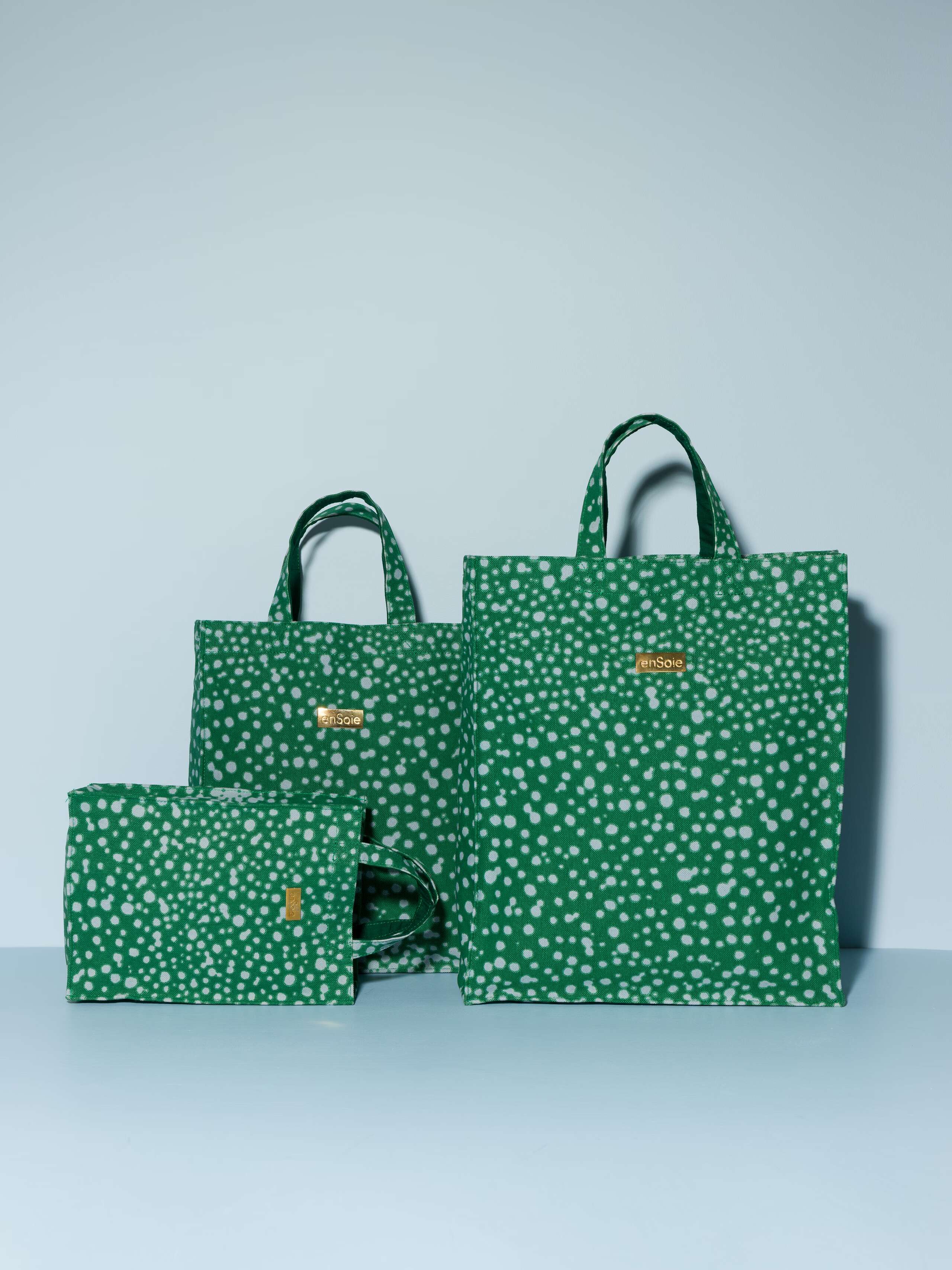 Shopper bag model cabas leo print green with light blue dots packshot