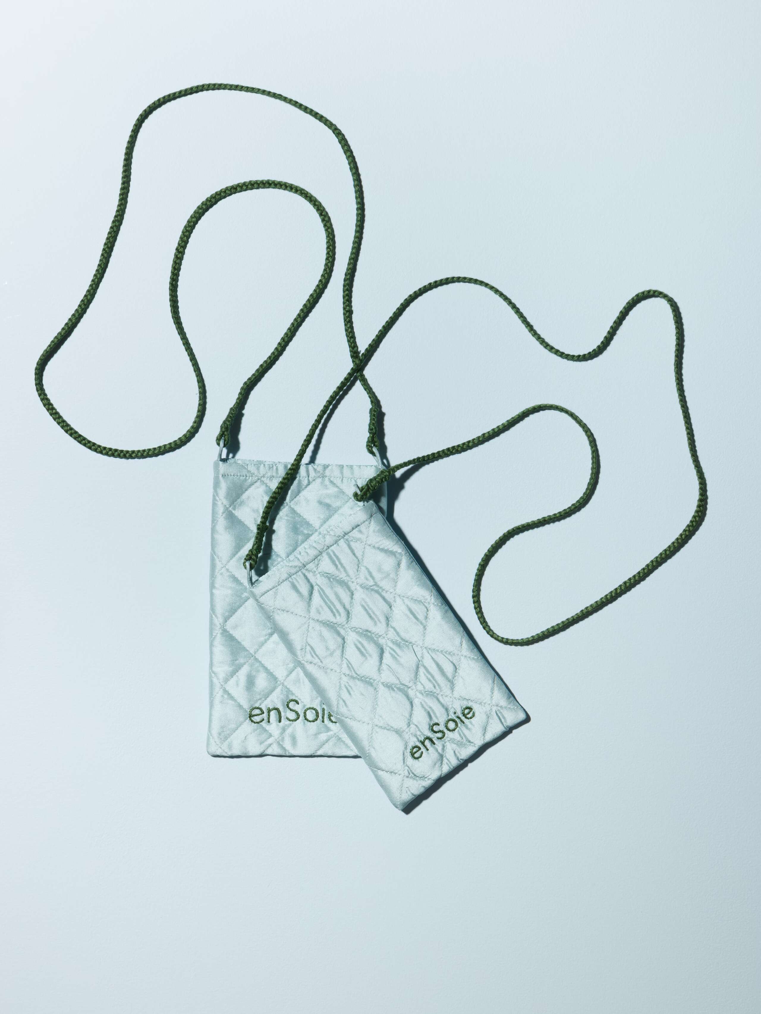 Fran phone bag quilted doupion silk, lightblue