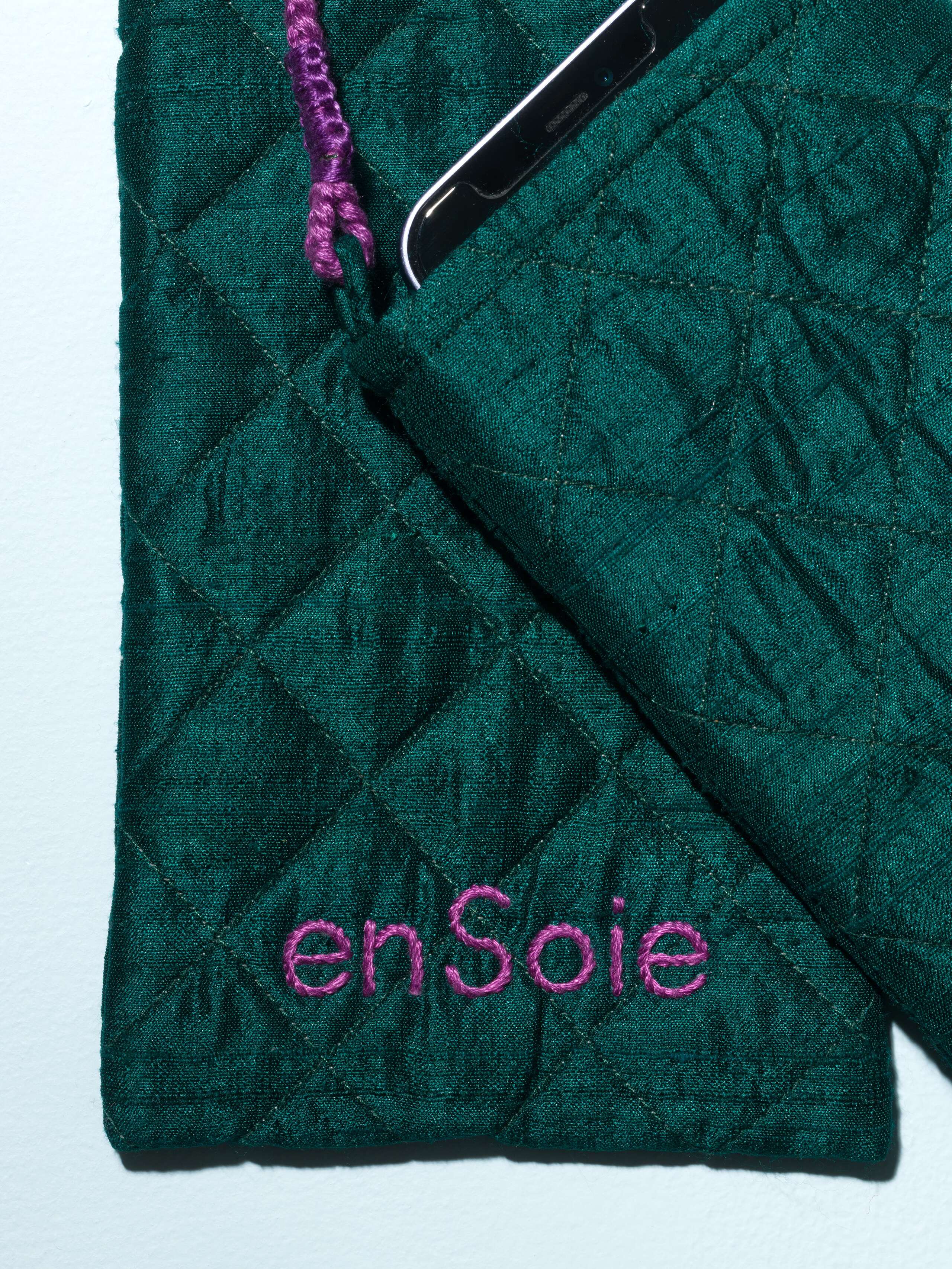 Fran phone bag quilted doupion silk, dark green