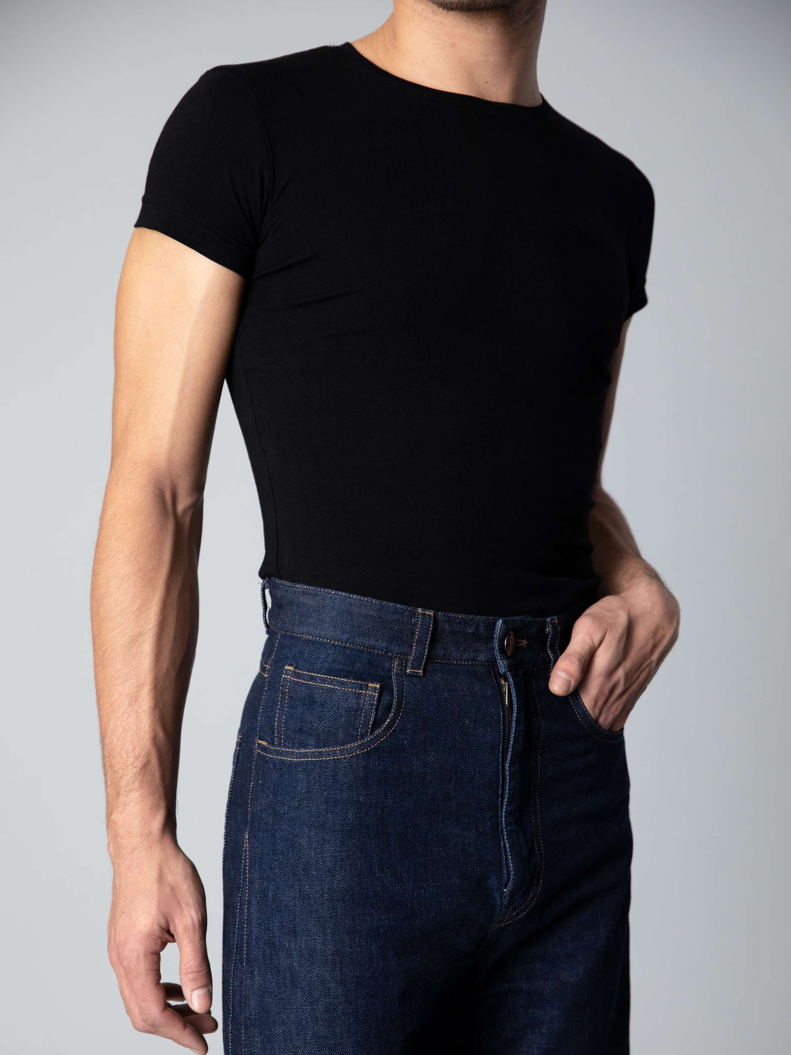 Detail of a beuatiful indigo jeans