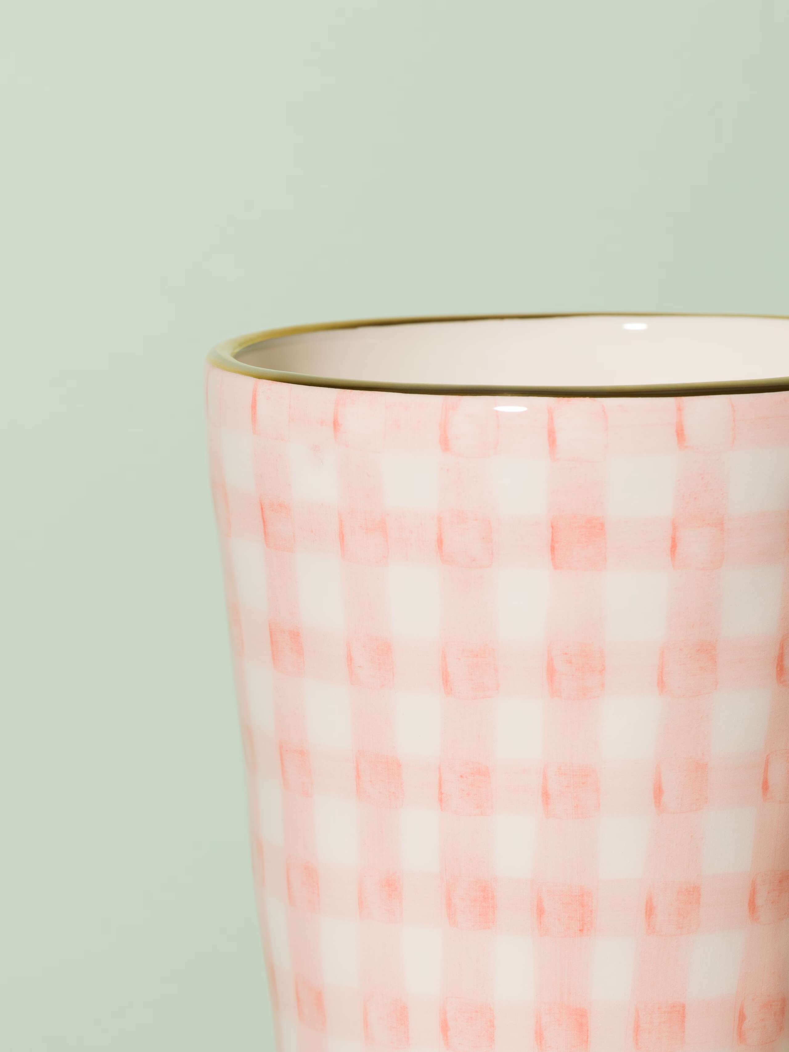 Picture of a small vase featuring a beautiful vichy check pattern in candy pink