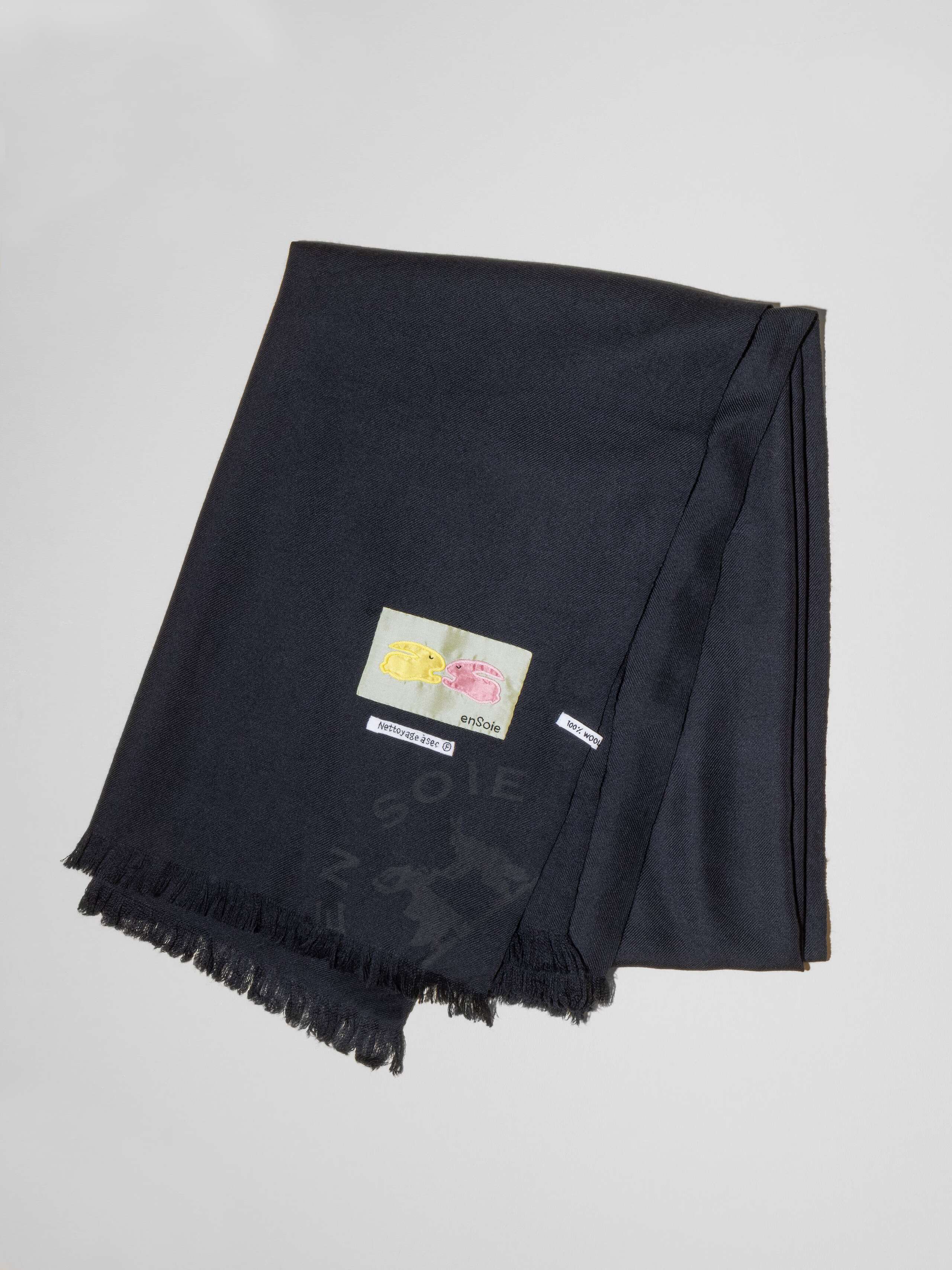 Picture of a beautiful black wool scarf