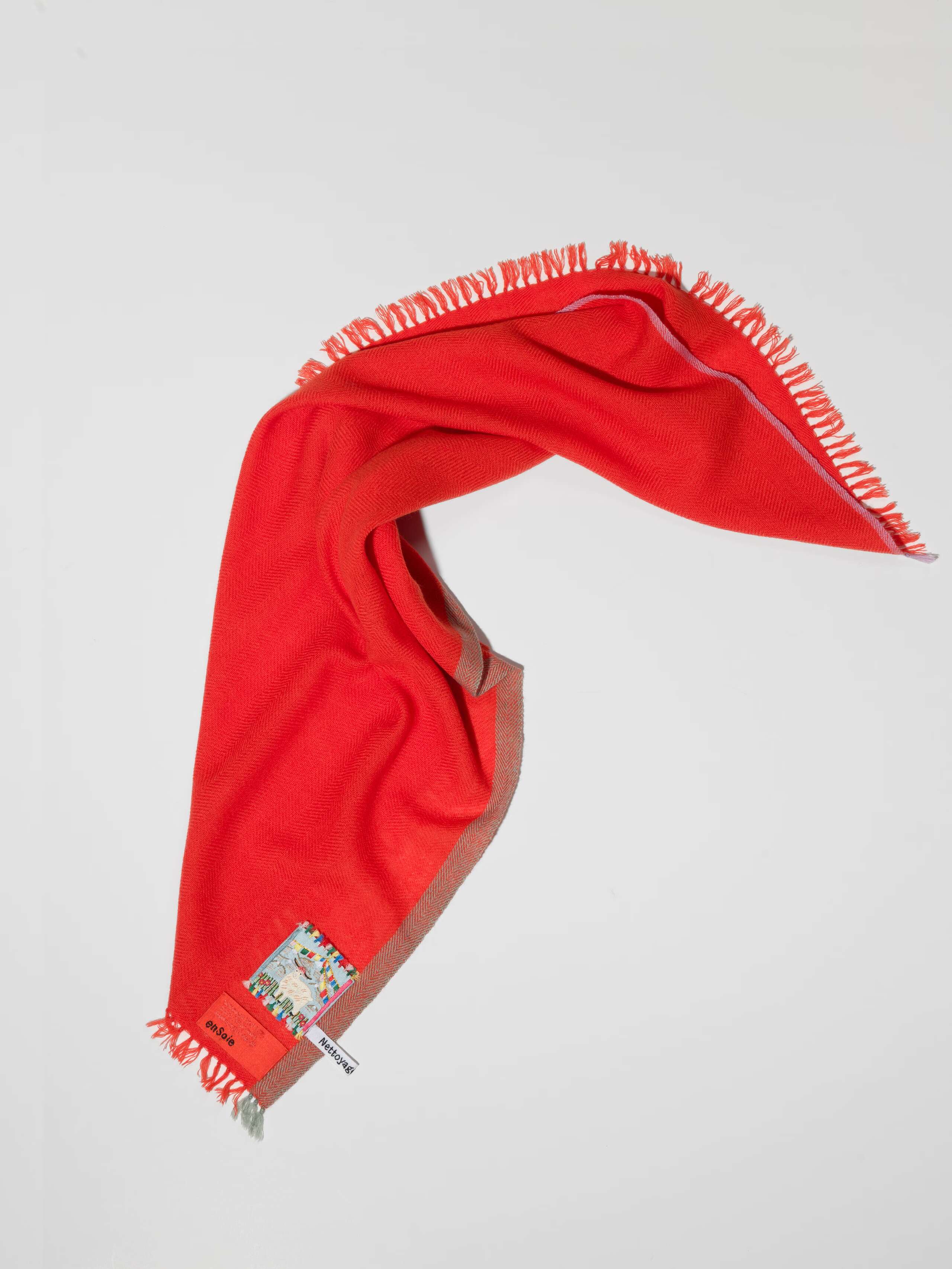 Blia mini stole cashmere in a warmest red