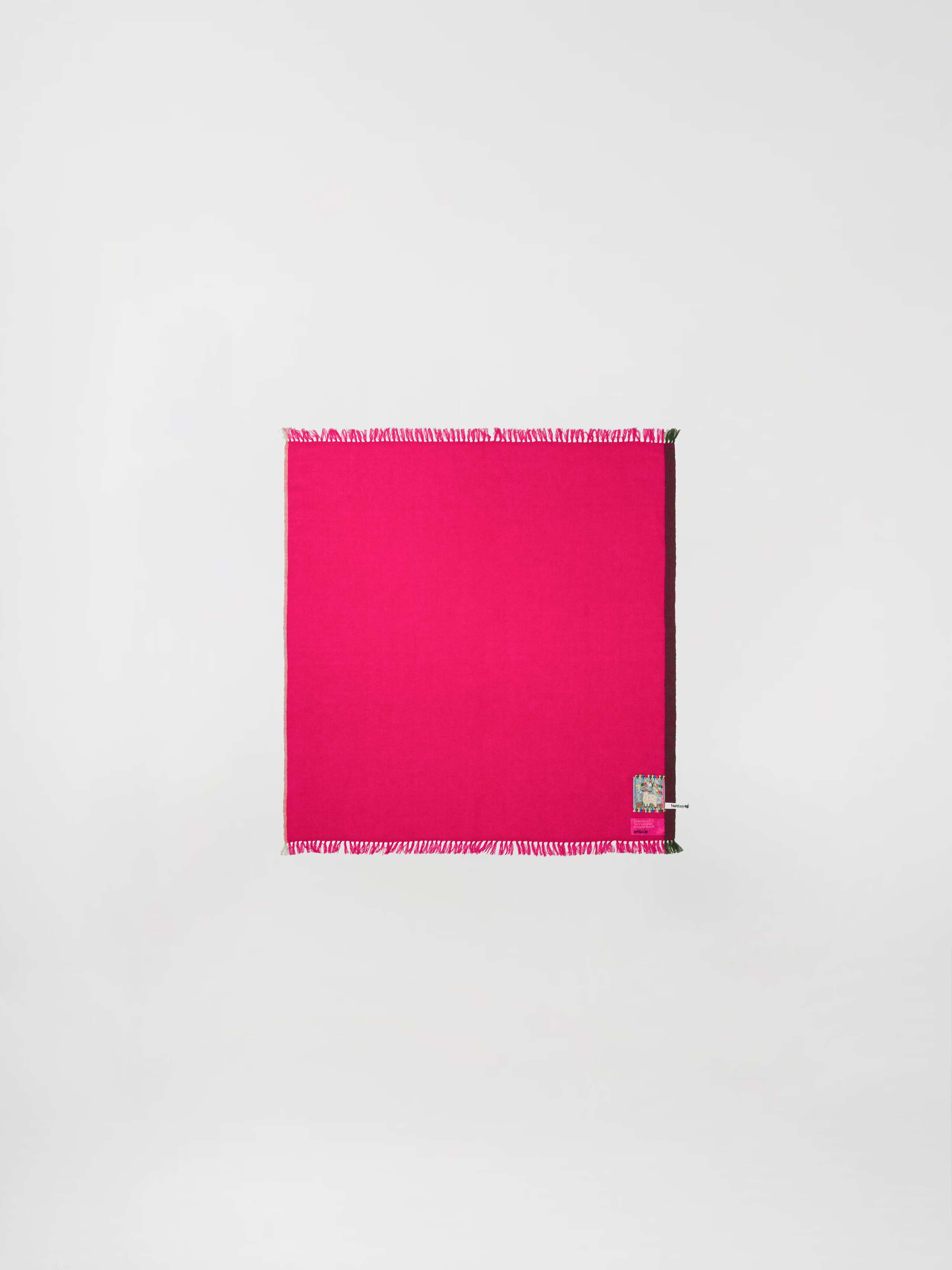 Blia mini stole cashmere in a lovely berry pink shade